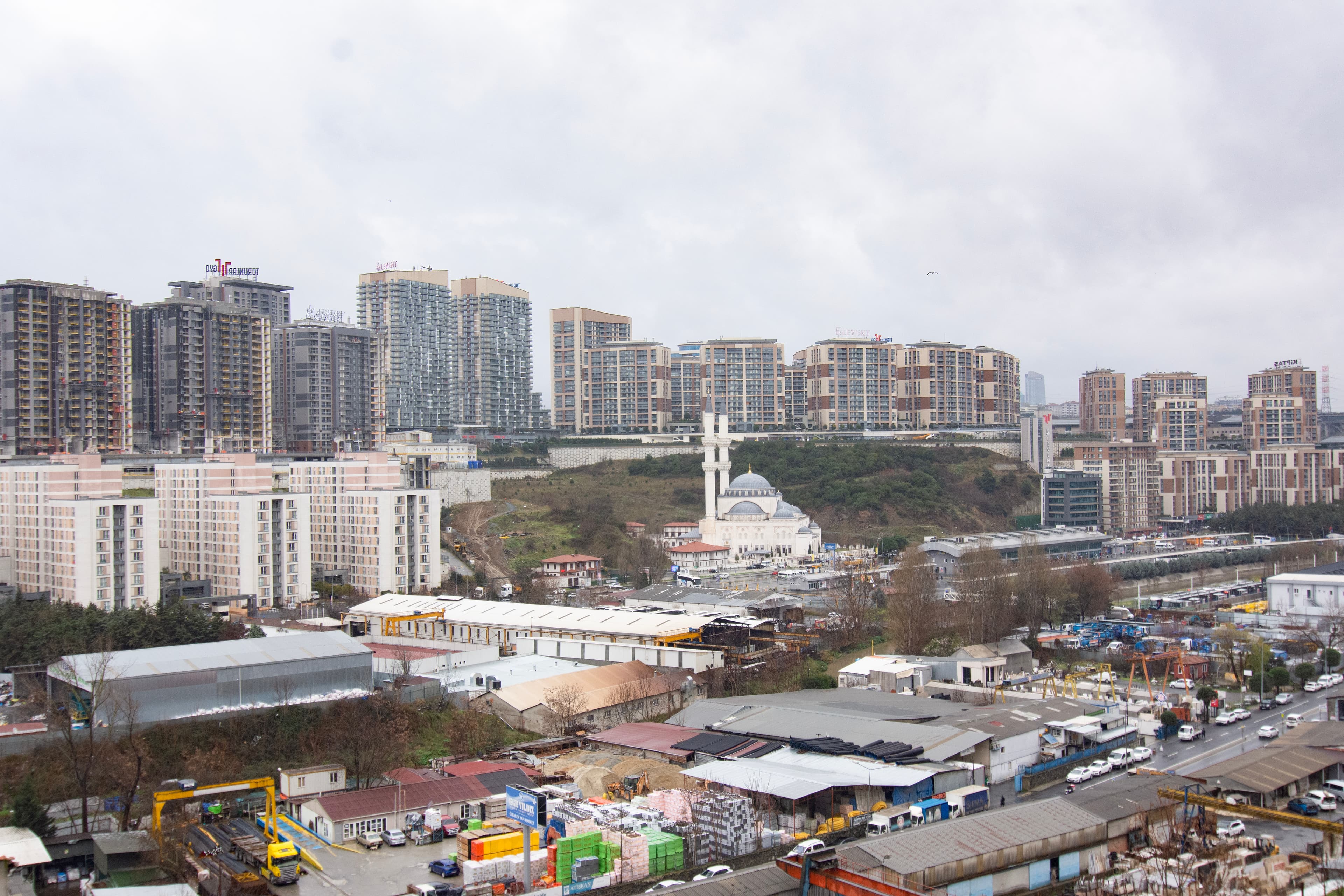 Sunny 1Bdr Near EyupSultan, furnished apartment in Eyüpsultan, Istanbul — image 23