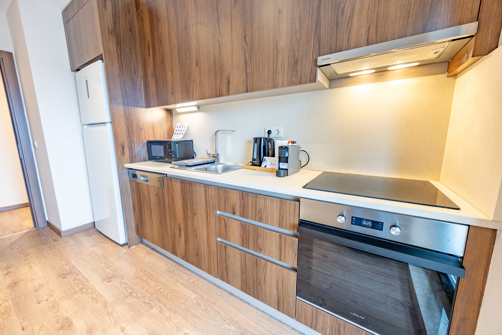 Modern 2BR  | City View, furnished apartment in Bağcılar, Istanbul — image 29