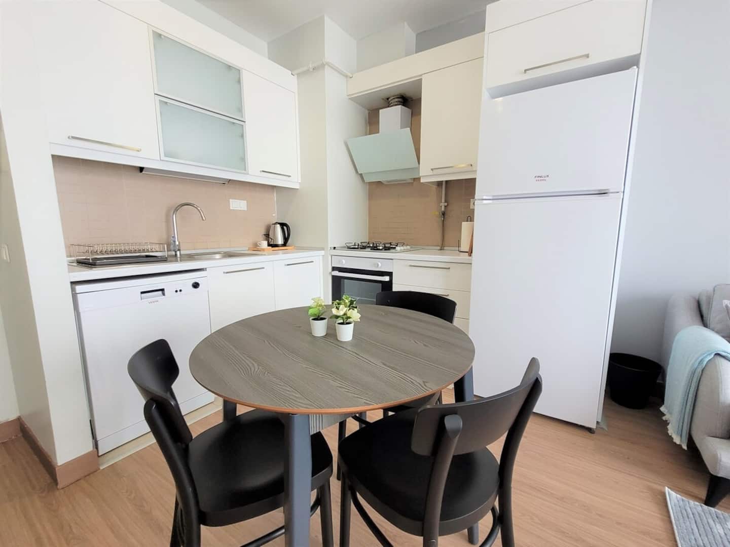 Peaceful 1-Bedroom Apt-near Kayaşehir attractions, furnished apartment in Başakşehir, Istanbul — image 10