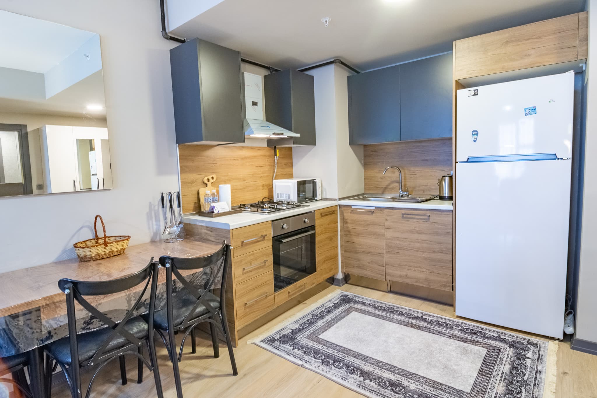 Cozy Retreat: Modern 1BR Apt , furnished apartment in Esenyurt, Istanbul — image 11