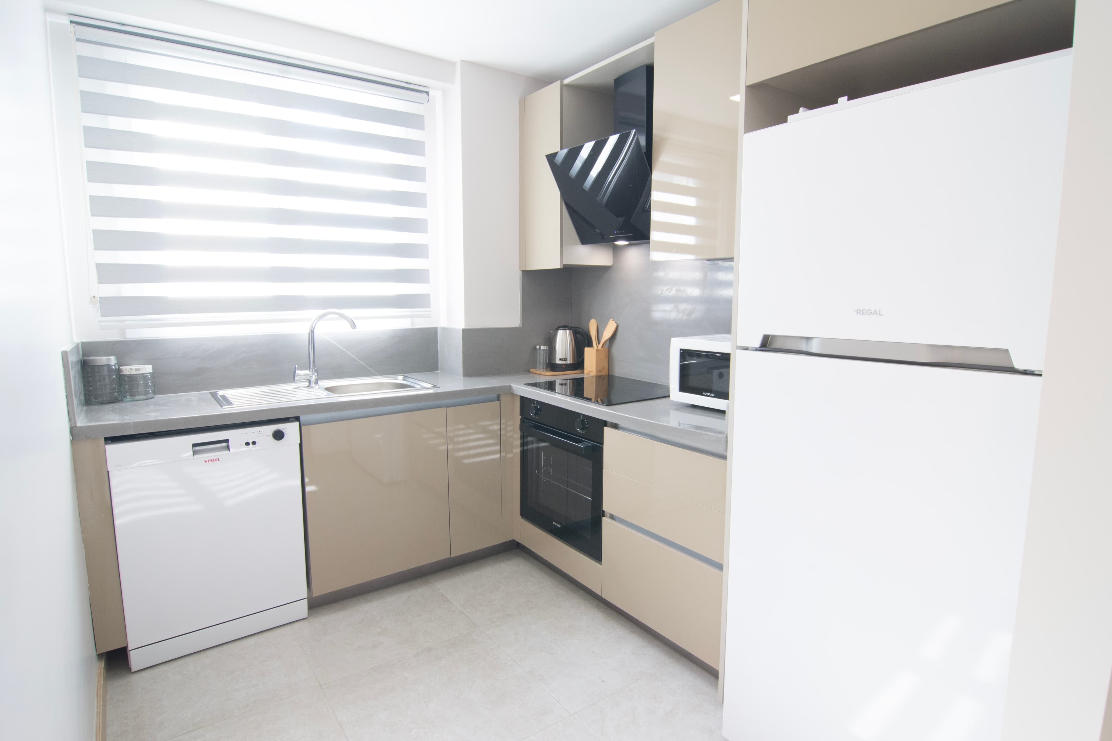 Cozy 2BR Apt Near Vialand Mall with Nespresso , furnished apartment in Eyüpsultan, Istanbul — image 12