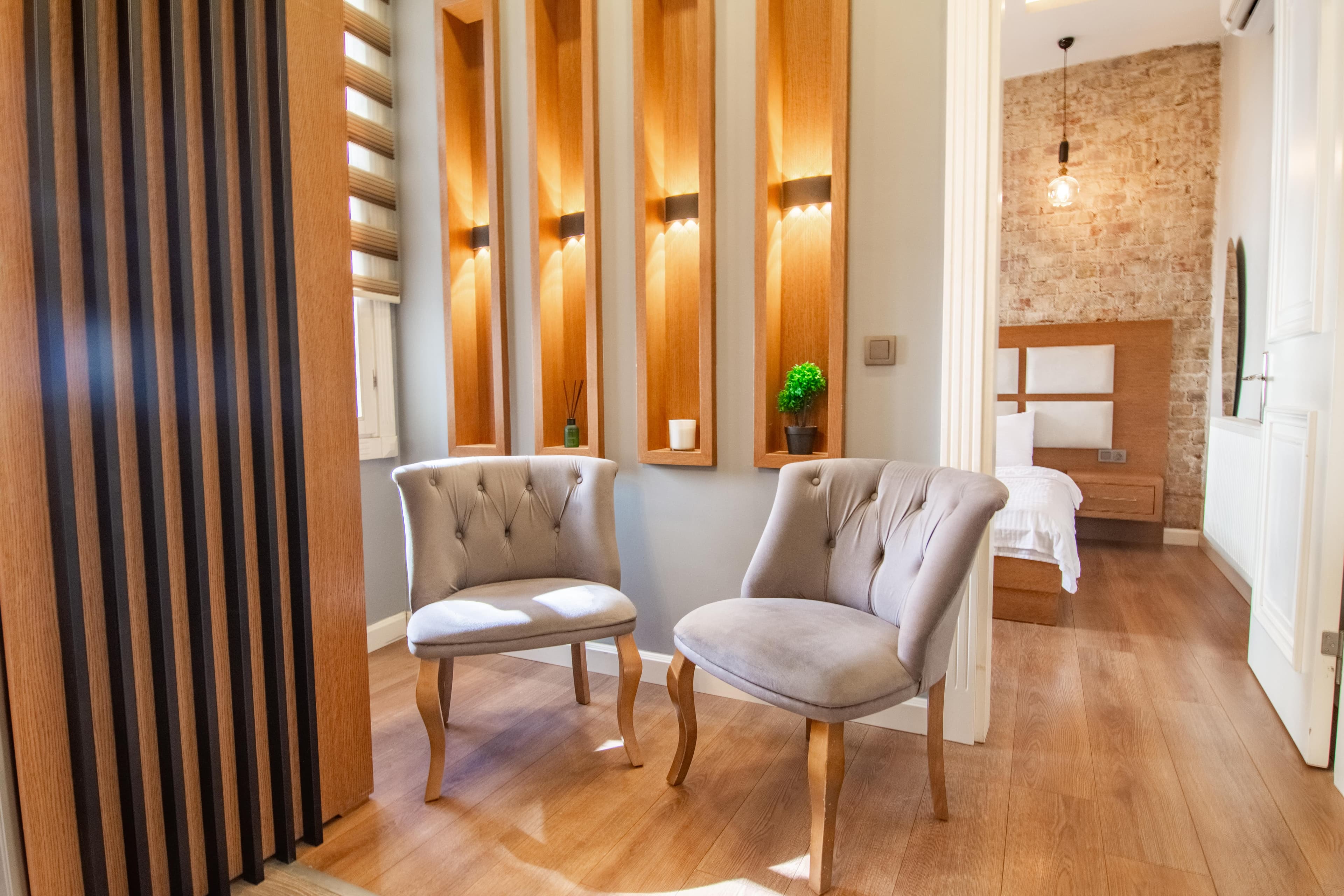 Modern 2BR Flat 1min walk to Taksim square, furnished apartment in Beyoğlu, Istanbul — image 13
