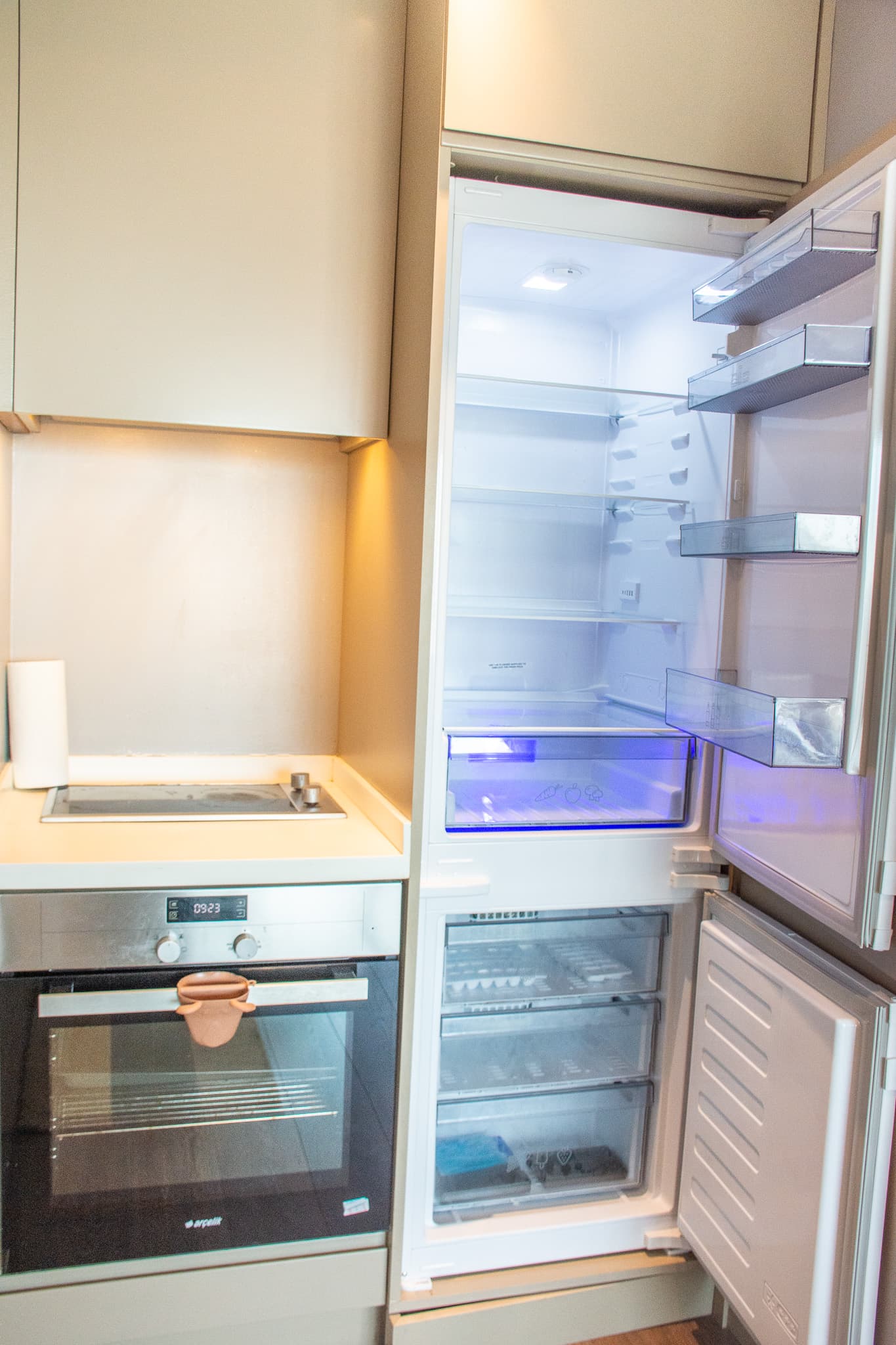 2-Bedroom Escape with city view, furnished apartment in Bağcılar, Istanbul — image 29