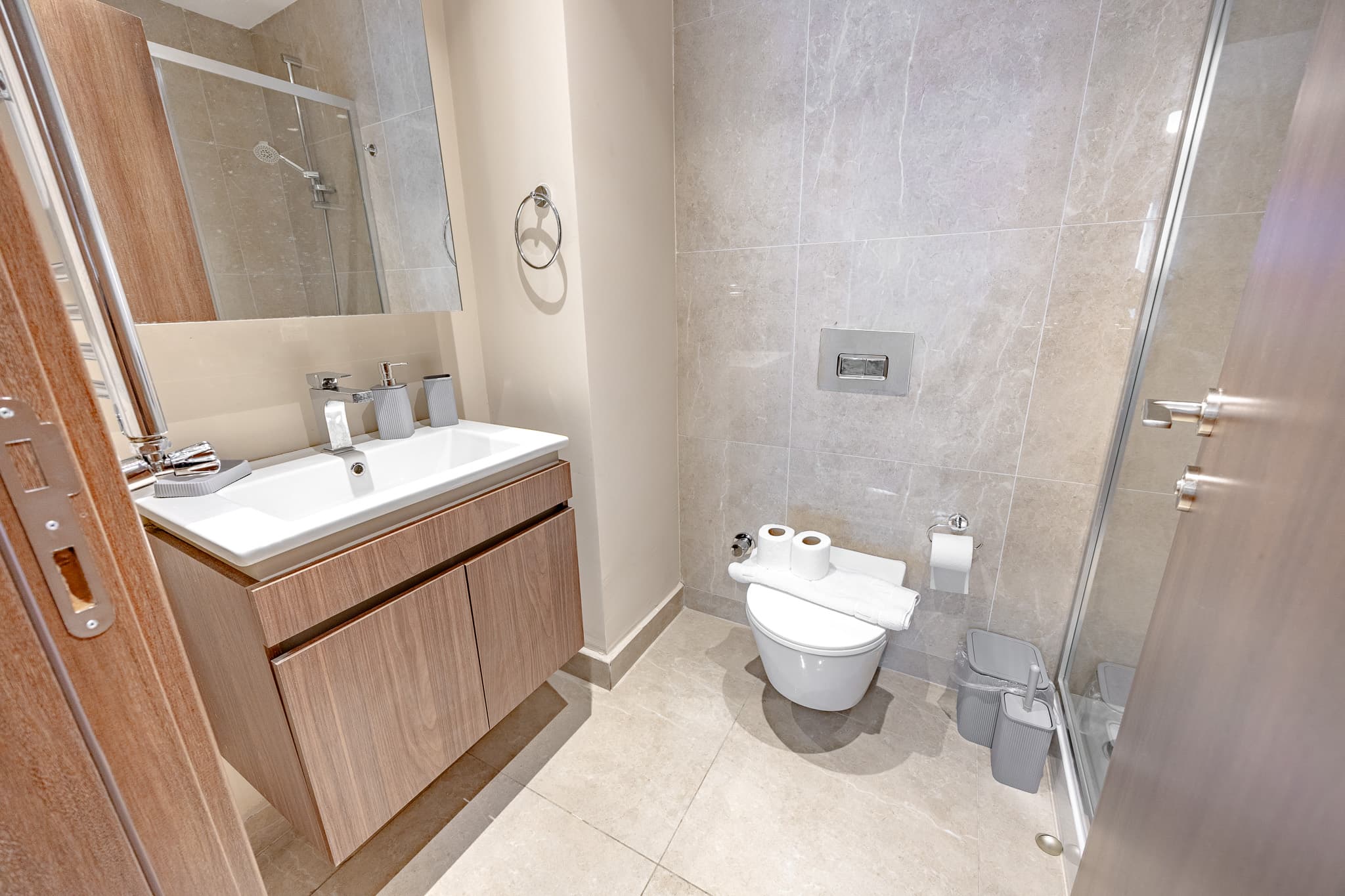Modern 2BR  | City View, furnished apartment in Bağcılar, Istanbul — image 16