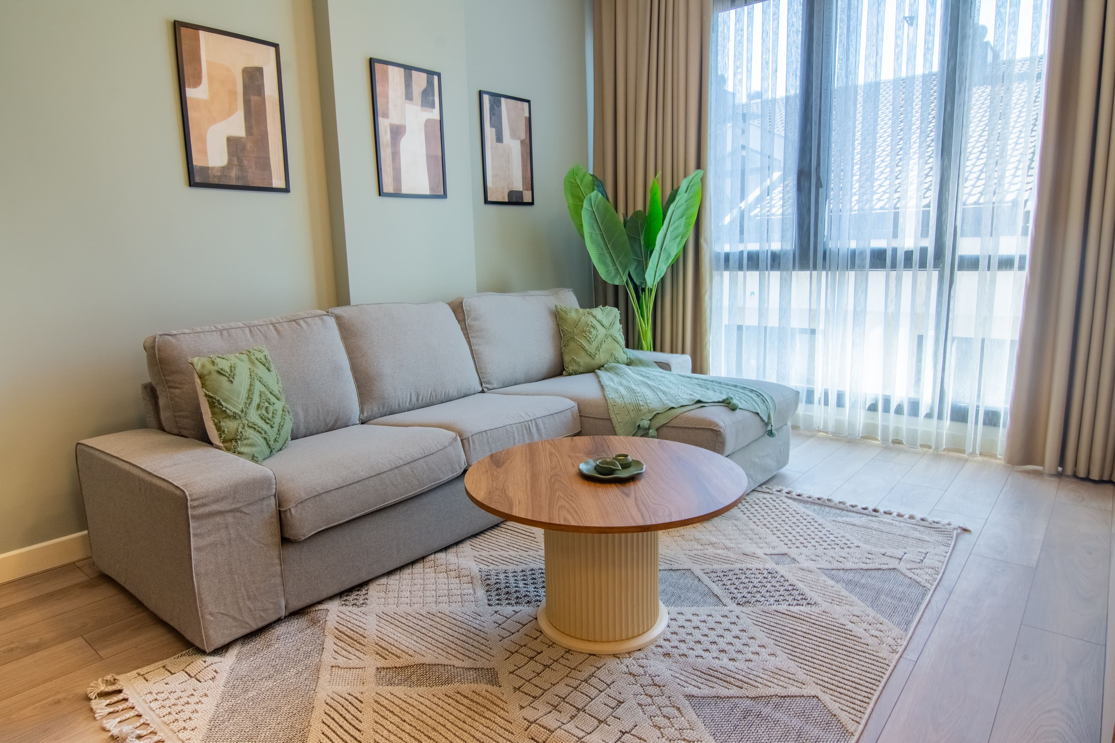 Modern & Stylish 1 Bdr Taksim Palas Living, furnished apartment in Şişli, Istanbul — image 2