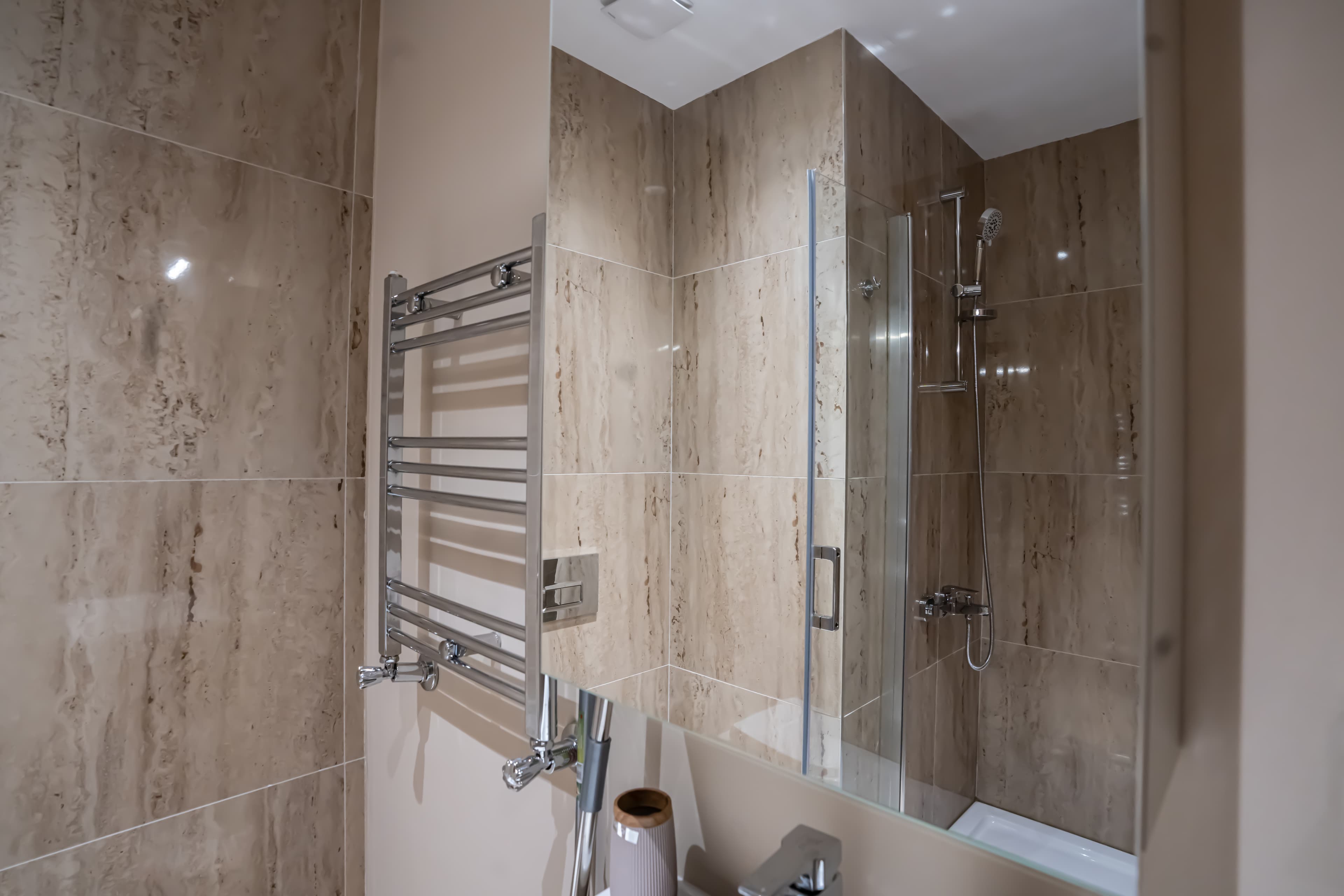 Cozy Modern & Stylish 1BR apartment, furnished apartment in Bağcılar, Istanbul — image 24