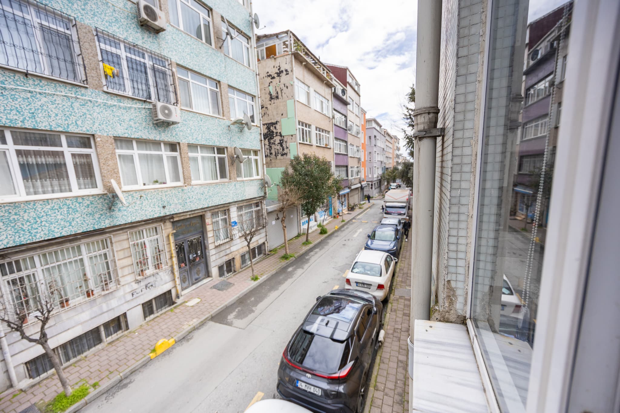 Modern Apartment In Fatih | Stay Near Old City, furnished apartment in Fatih, Istanbul — image 25