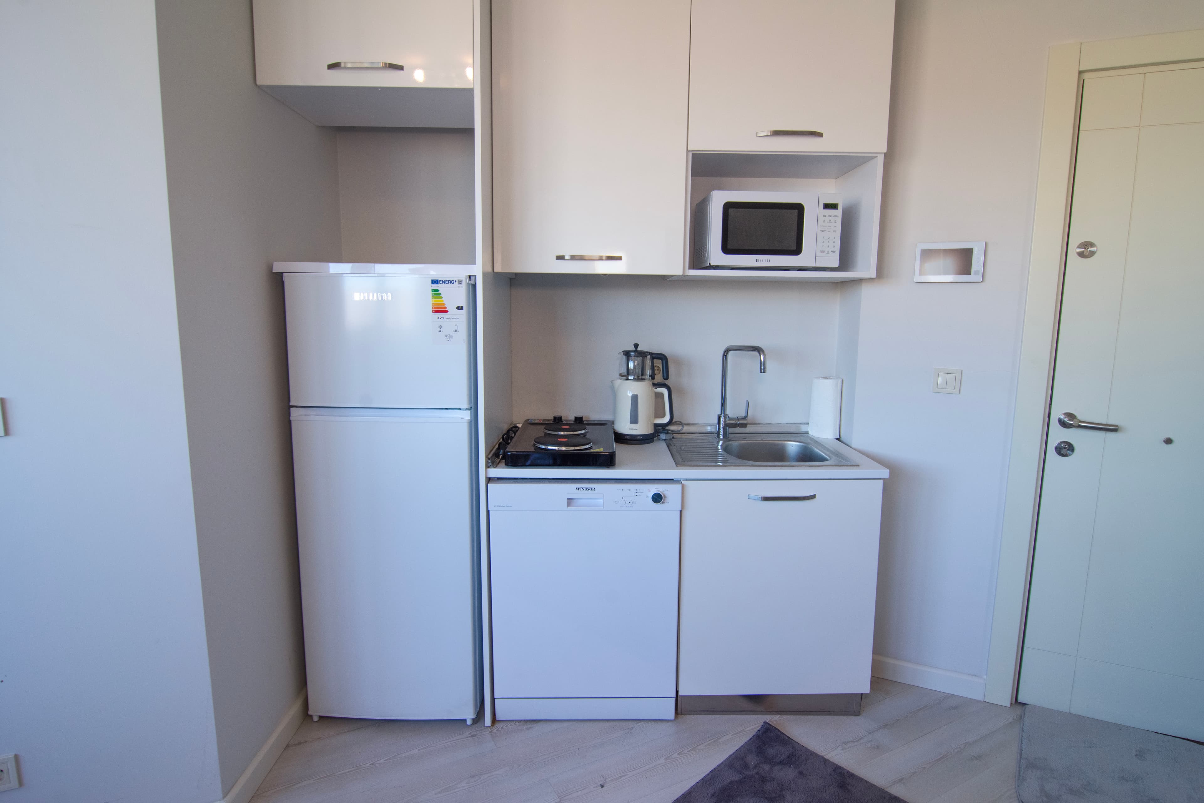 28th Floor cozy Studio, furnished apartment in Kartal, Istanbul — image 9