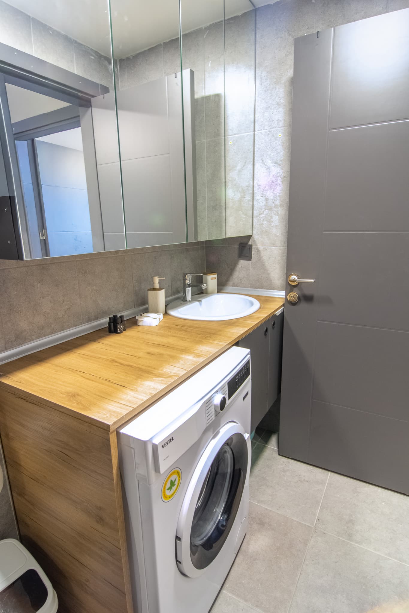Cozy Retreat: Modern 1BR Apt , furnished apartment in Esenyurt, Istanbul — image 18