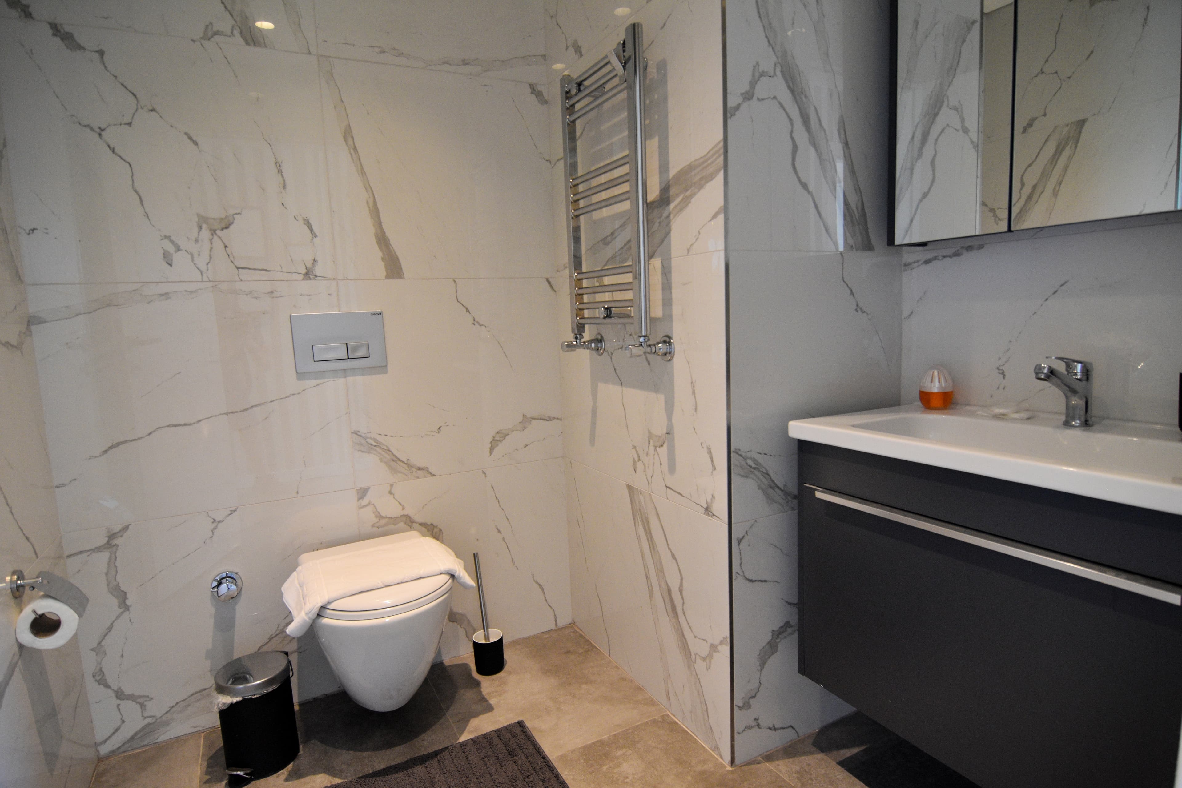 7th floor central 1-Bdr Apt  Wi-Fi/Pool/Gym, furnished apartment in Kağıthane, Istanbul — image 13