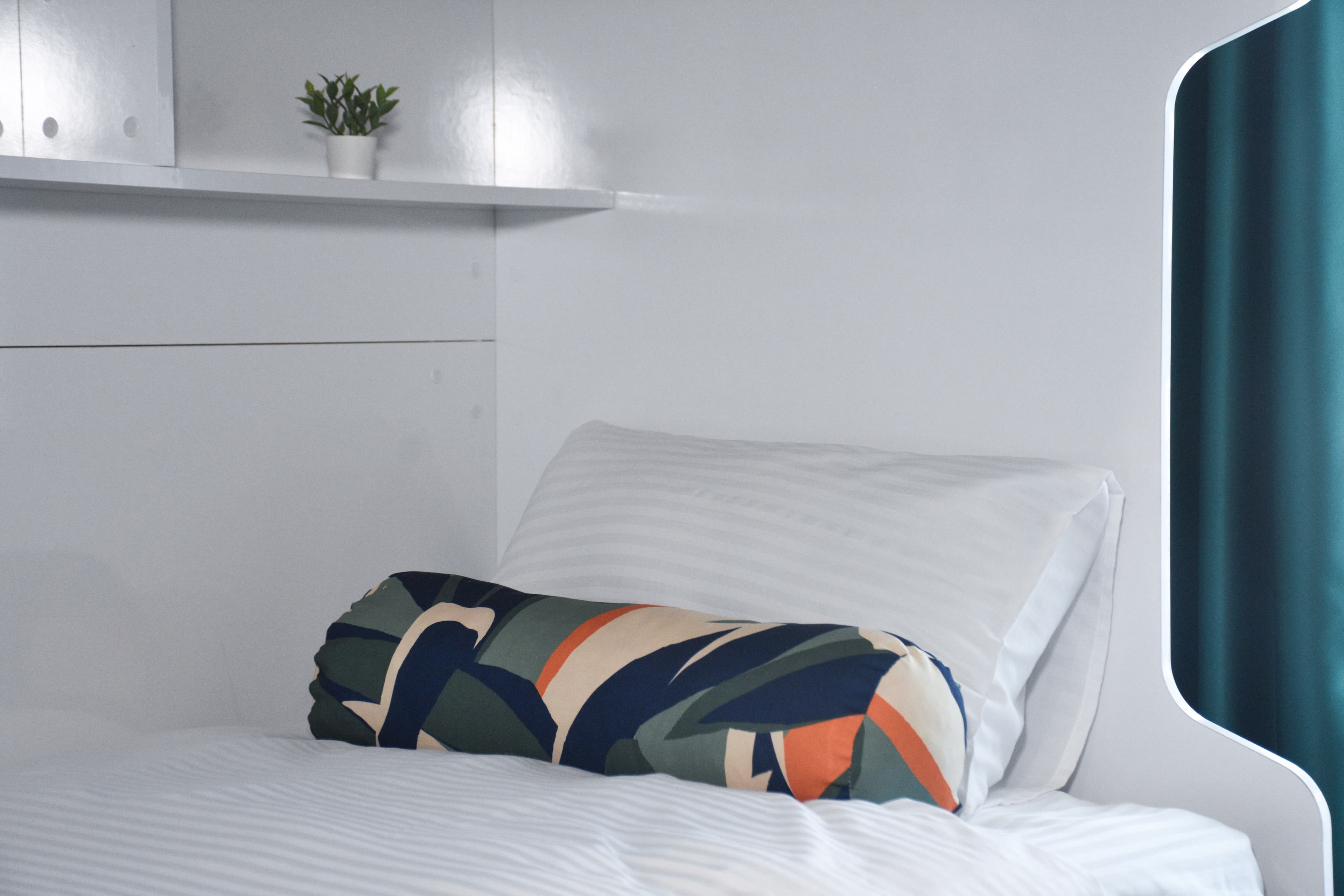 Stylish & Modern 3bedrooms -2bathrooms-pool & gym, furnished apartment in Bağcılar, Istanbul — image 29