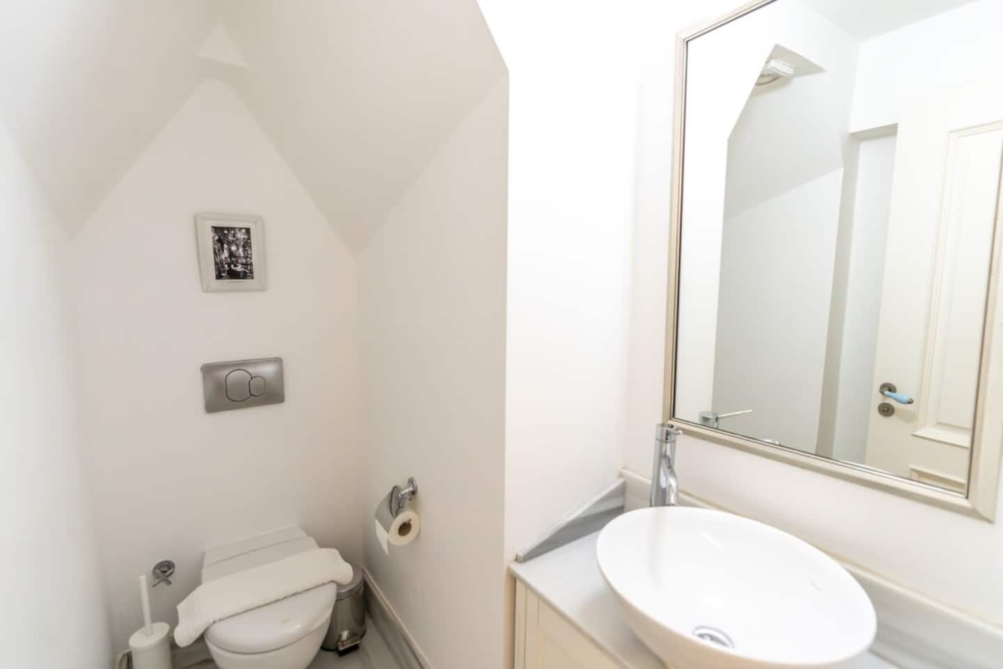 Duplex Modern City Gem with Terrace , furnished apartment in Beyoğlu, Istanbul — image 26
