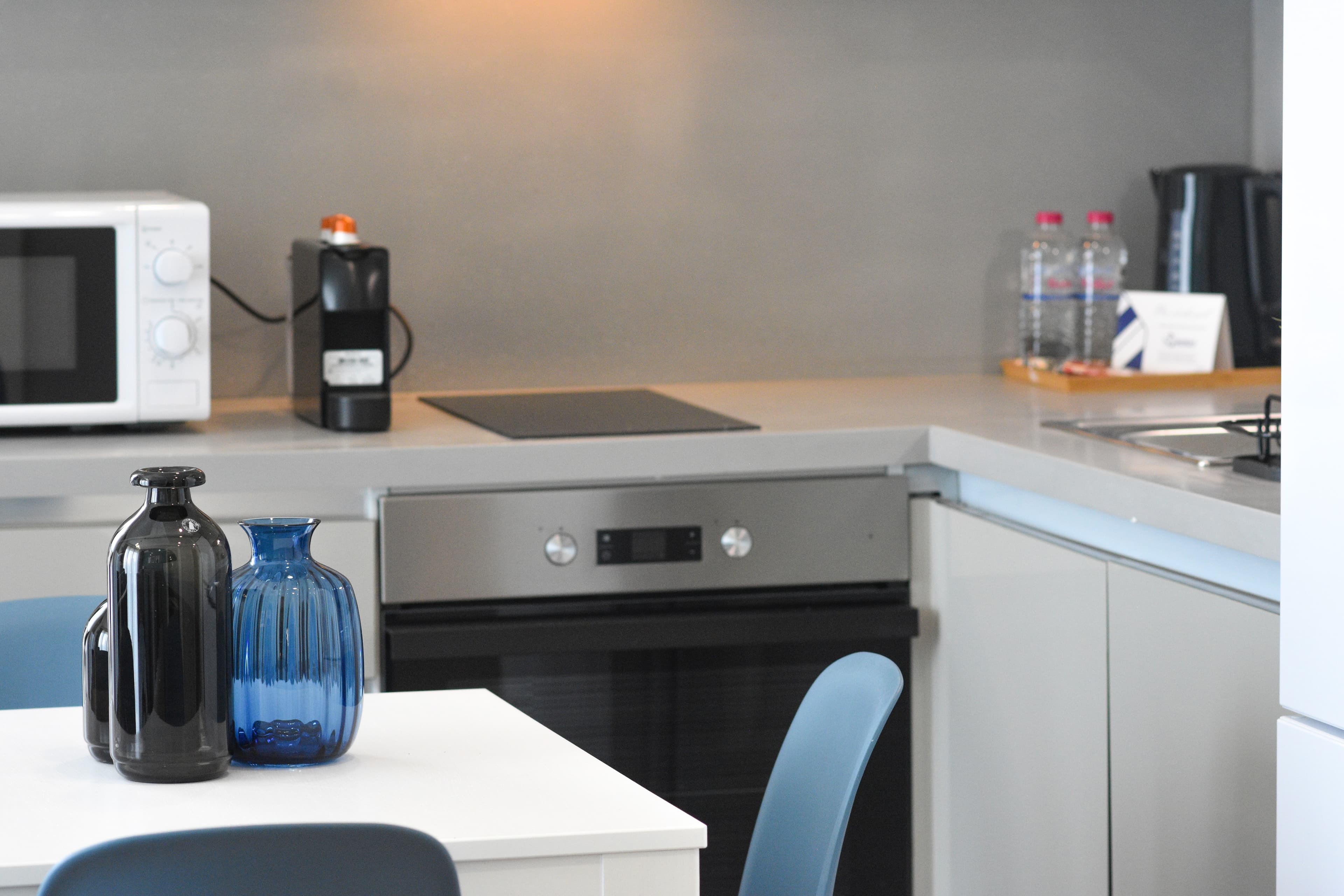 13th floor Brand new cozy 2BR Apt with Balcony, furnished apartment in Bağcılar, Istanbul — image 17