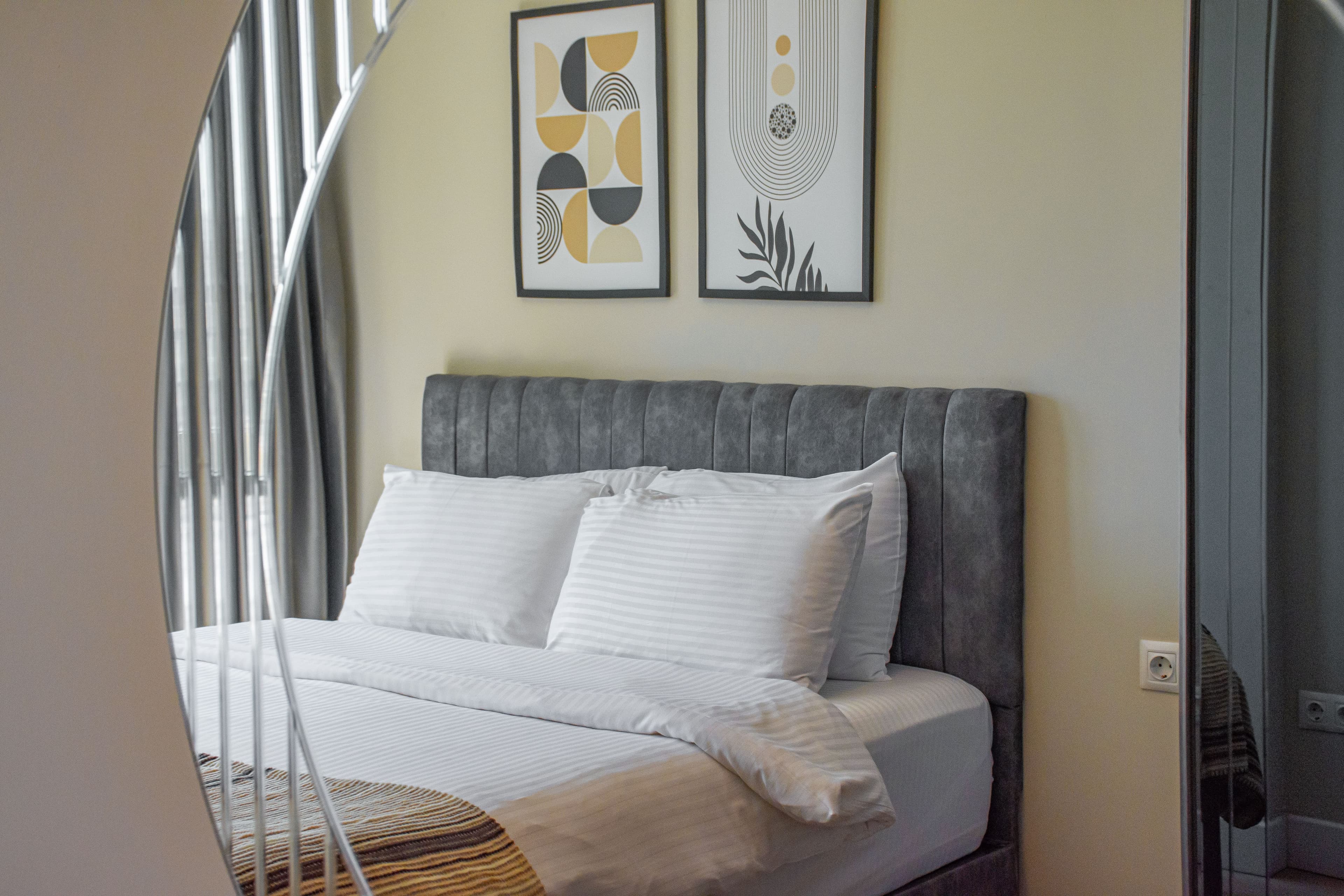 Stylish cozy 3 bedr apart & balcony — image 12