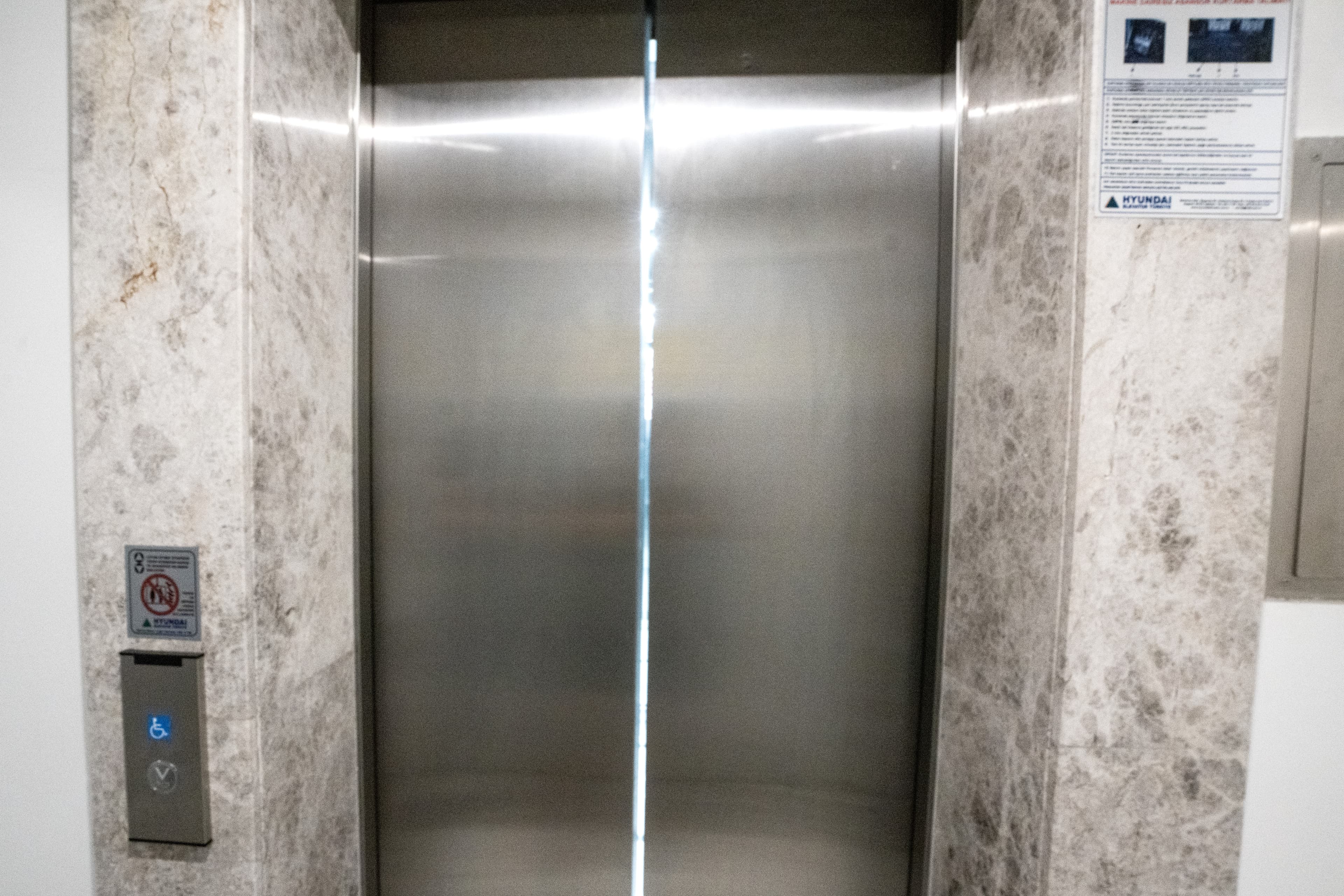 7th floor central 1-Bdr Apt  Wi-Fi/Pool/Gym, furnished apartment in Kağıthane, Istanbul — image 34