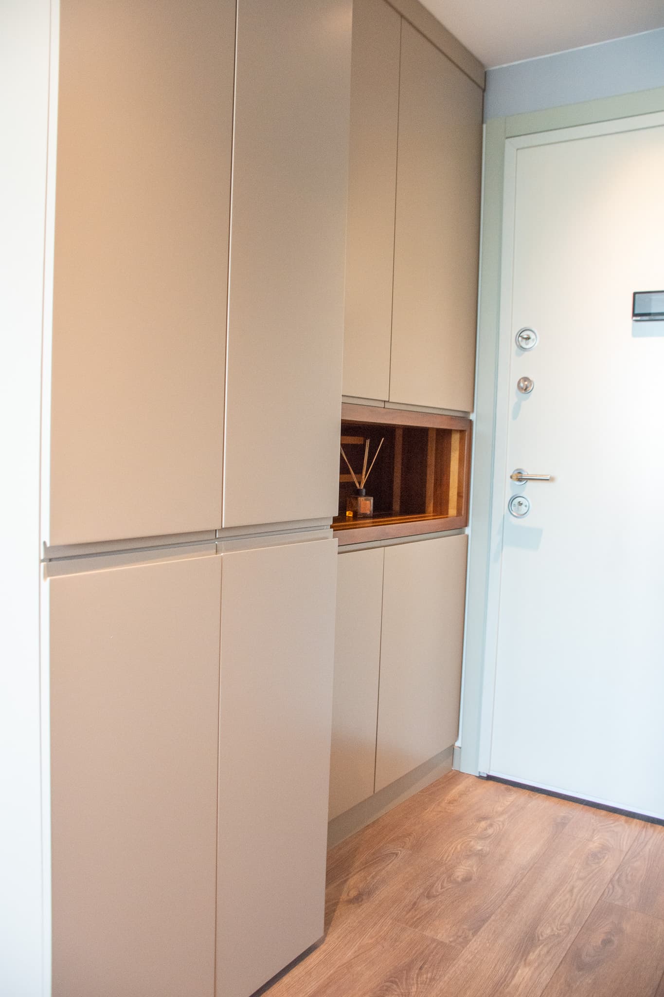 2-Bedroom Escape with city view, furnished apartment in Bağcılar, Istanbul — image 31