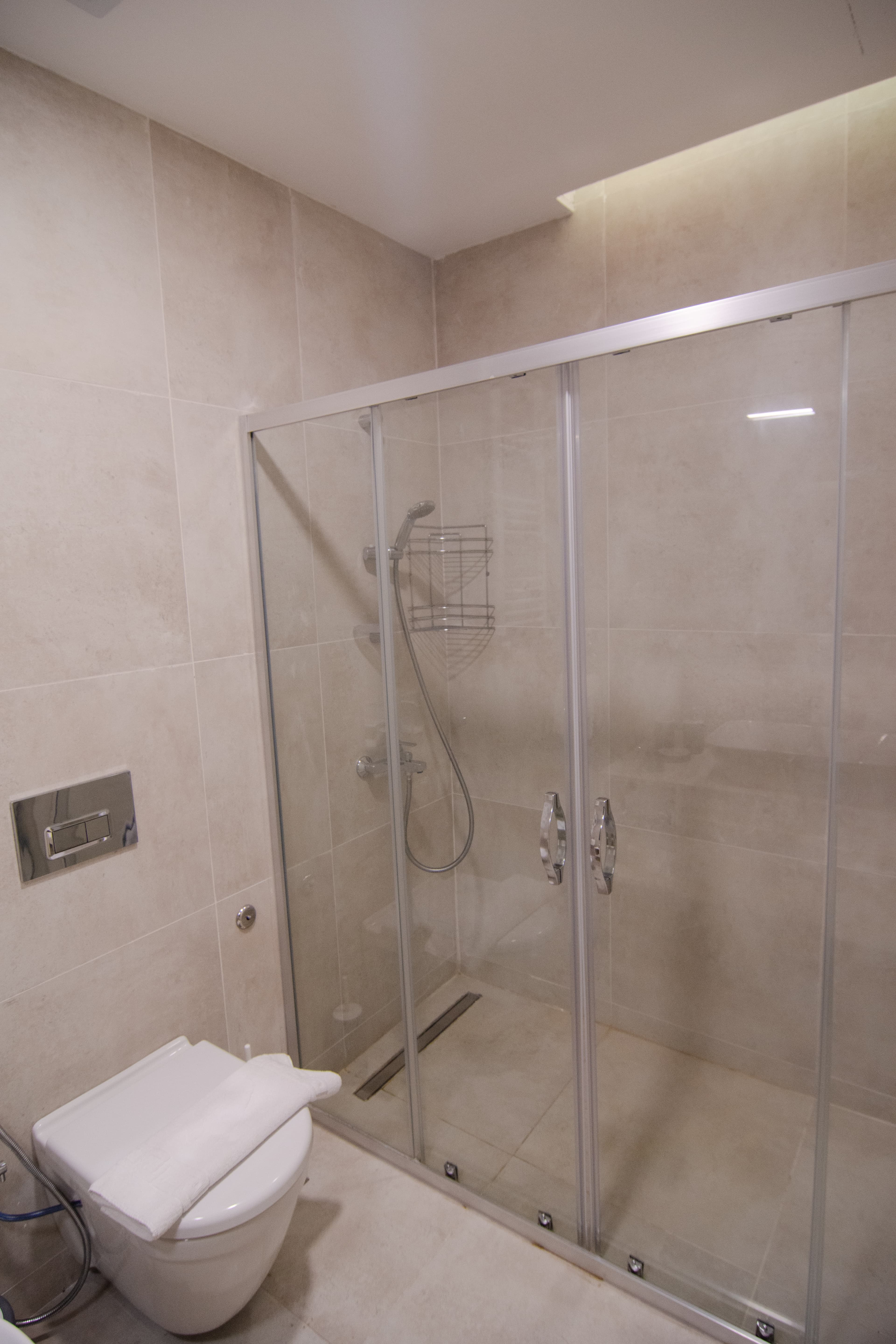 Cozy Retreat: Stylish 2BR Apt, furnished apartment in Bağcılar, Istanbul — image 11