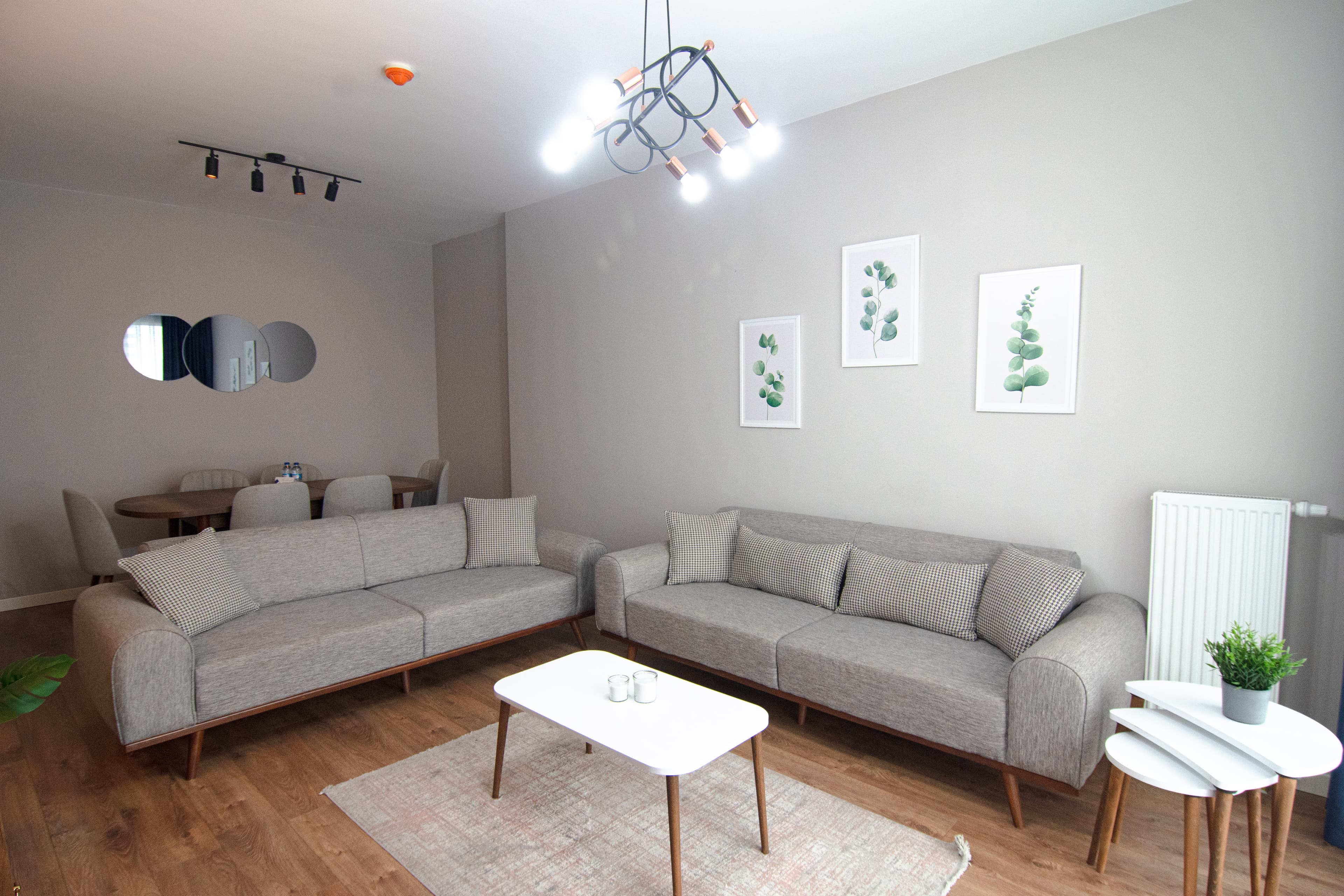 Cozy Retreat: Stylish 2BR Apt, furnished apartment in Bağcılar, Istanbul — image 4