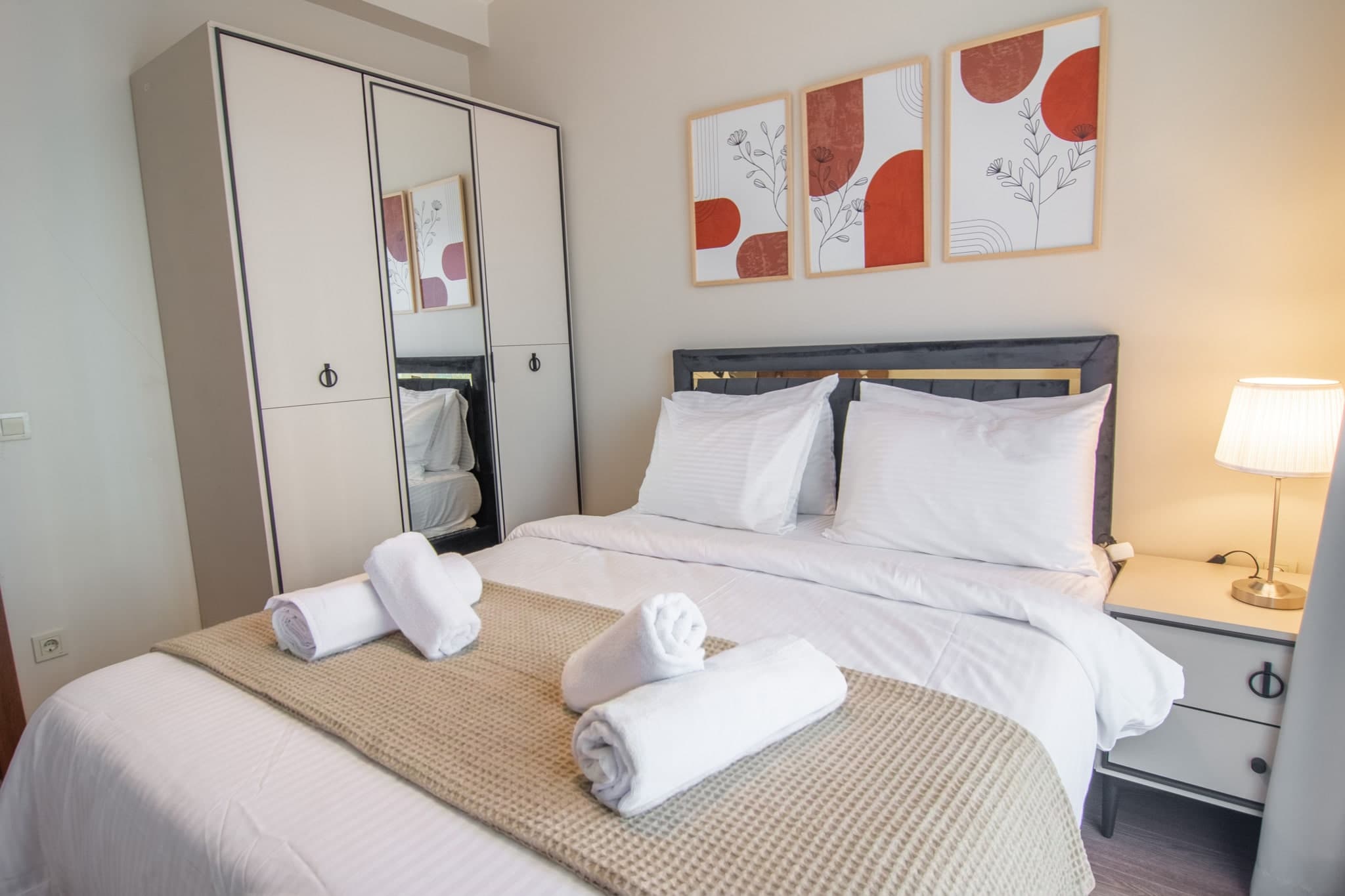 Spacious 1BR with Garden, furnished apartment in Bağcılar, Istanbul — image 8
