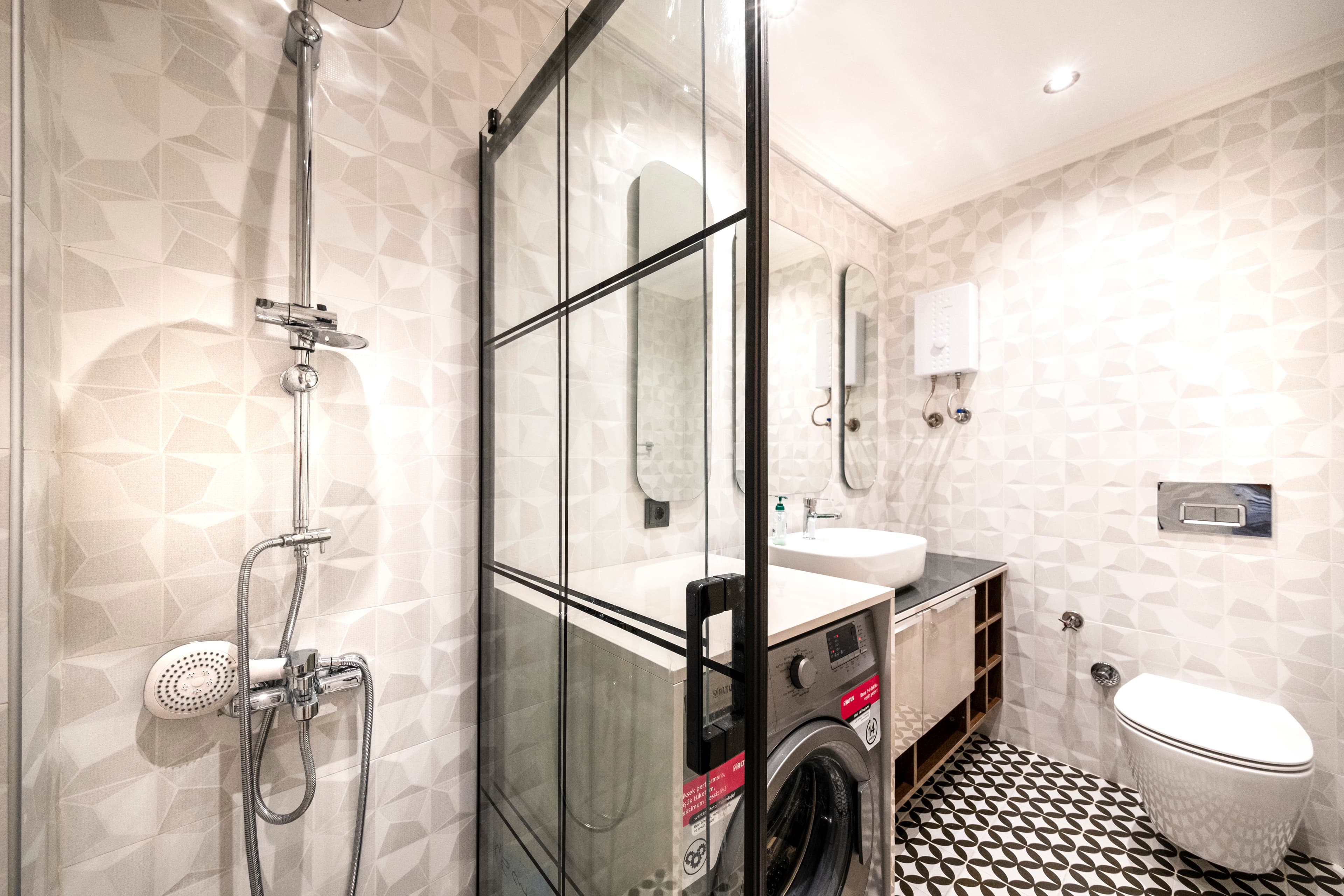 Charming stay in the heart of Fethiye near marina, furnished apartment in Fethiye, Istanbul — image 19