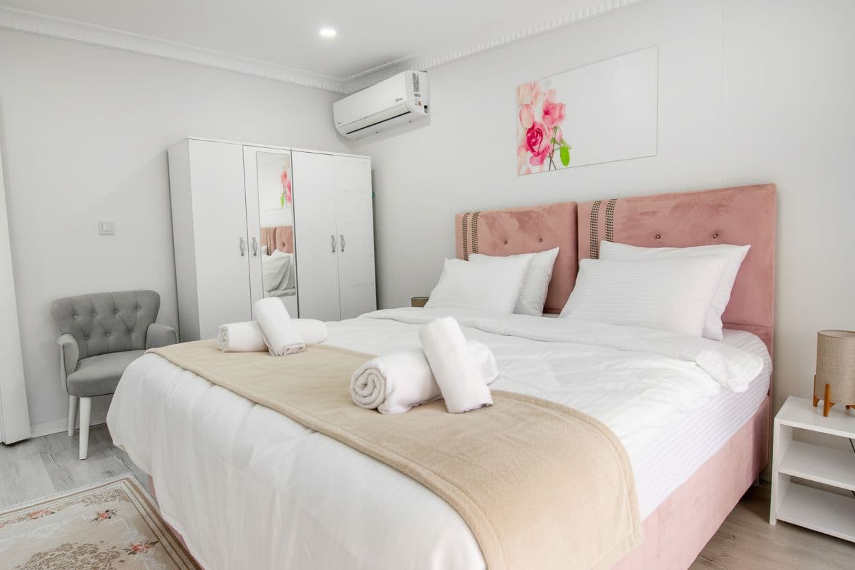 Cozy 1BR & Sofabed with Two Inviting Balconies, furnished apartment in Beylikdüzü, Istanbul — image 9