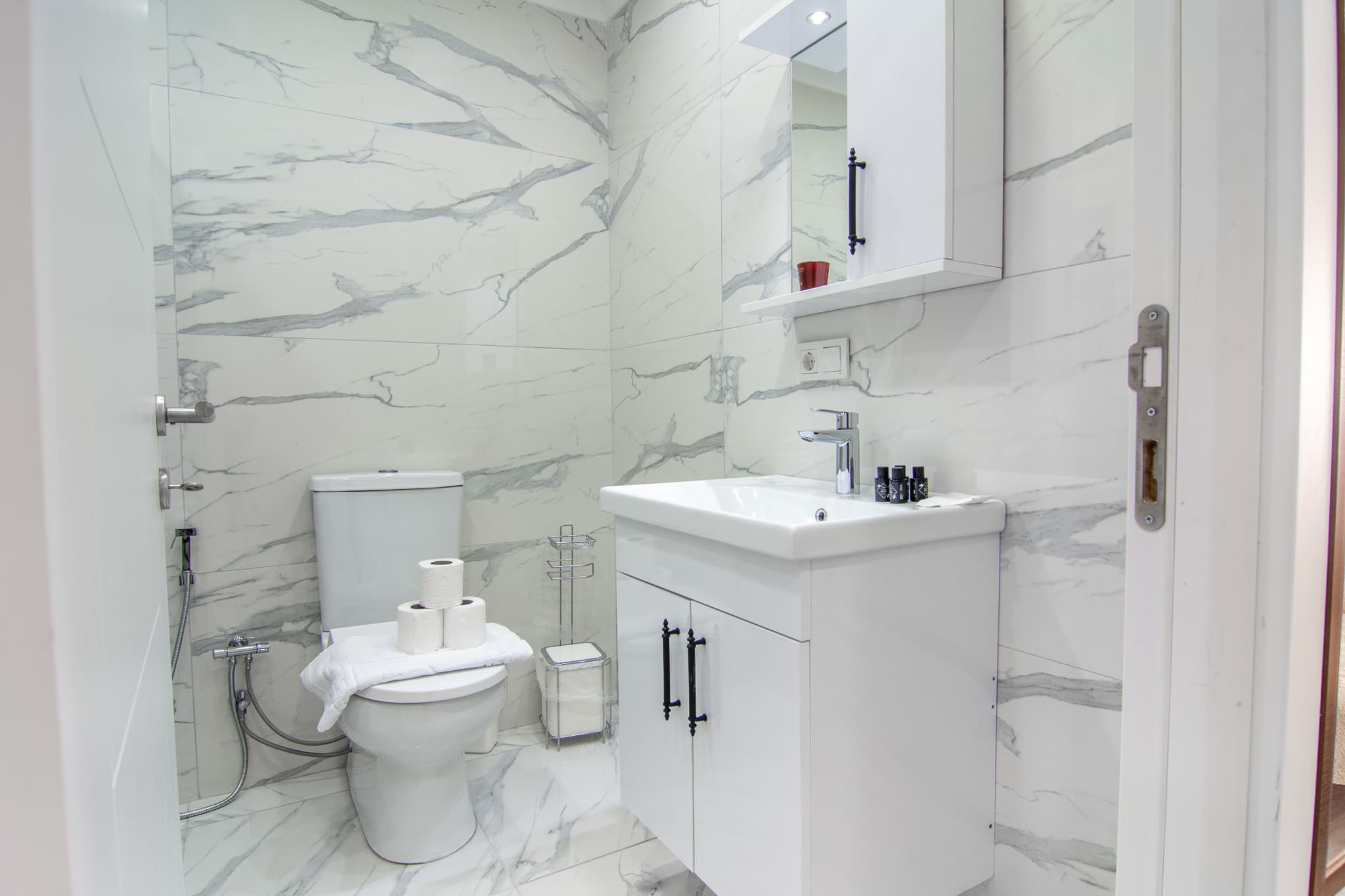 Cozy Home Studio Retreat, furnished apartment in Beylikdüzü, Istanbul — image 10
