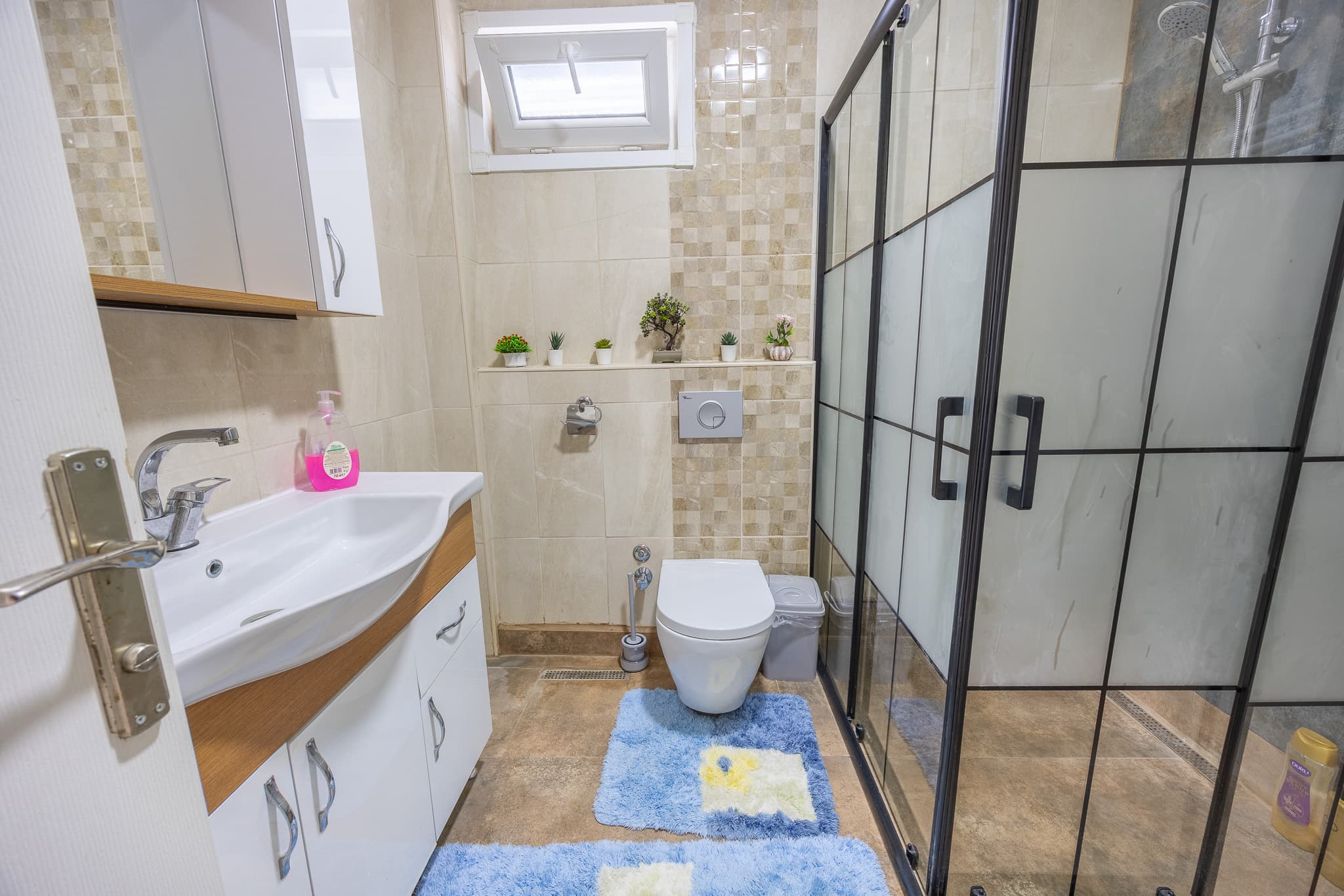 Sea View Villa with Pool, furnished apartment in Büyükçekmece, Istanbul — image 26