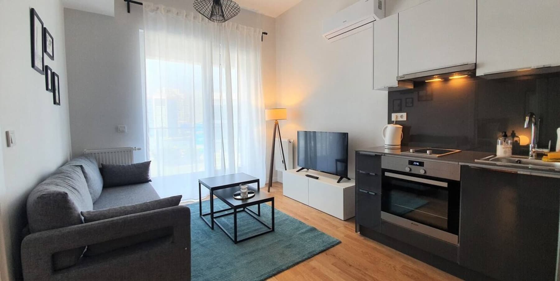 Near Airport Metro 1-Bdr apartment Gym/Pool, furnished apartment in Kağıthane, Istanbul
