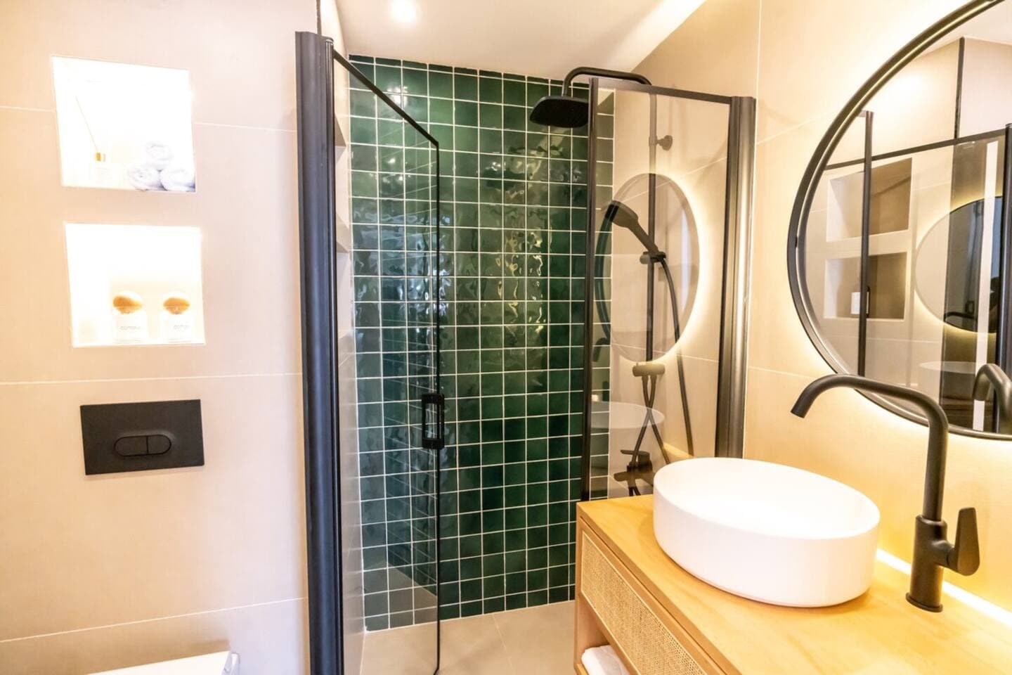 Charming City Apt - near Axis Mall, furnished apartment in Kağıthane, Istanbul — image 10
