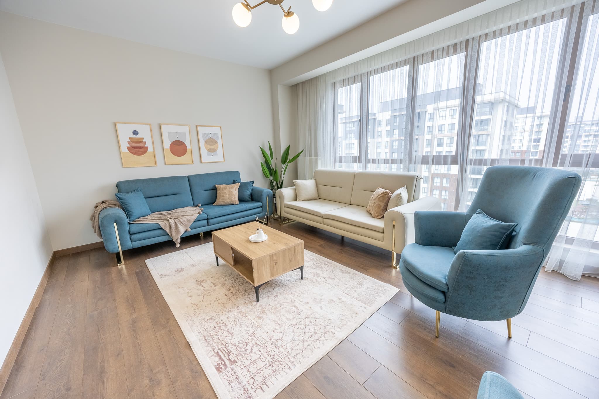 Elegant 3 bdr apartment with balcony , furnished apartment in Başakşehir, Istanbul — image 2