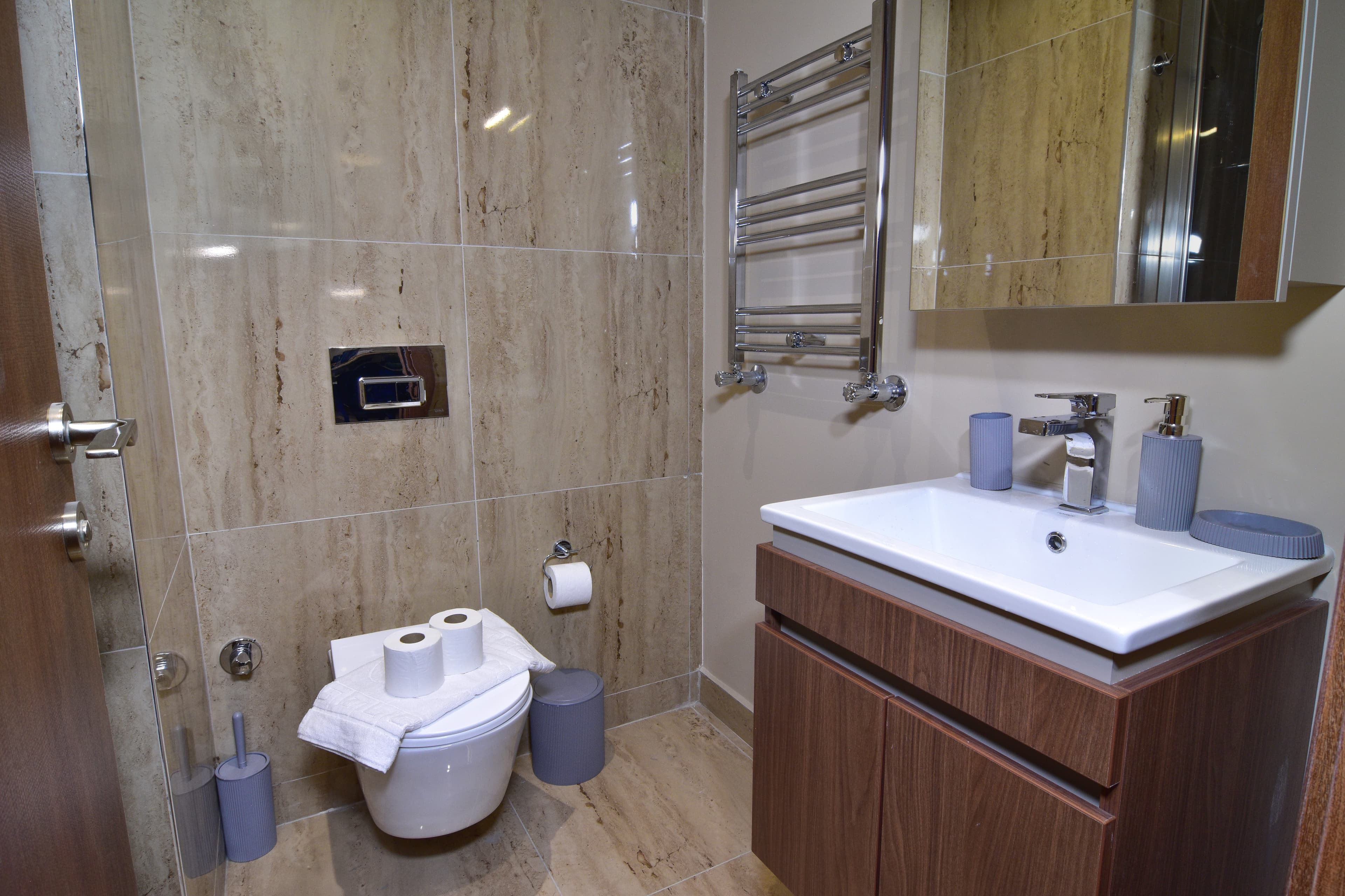 Cozy Brand new complete apartment, furnished apartment in Bağcılar, Istanbul — image 19