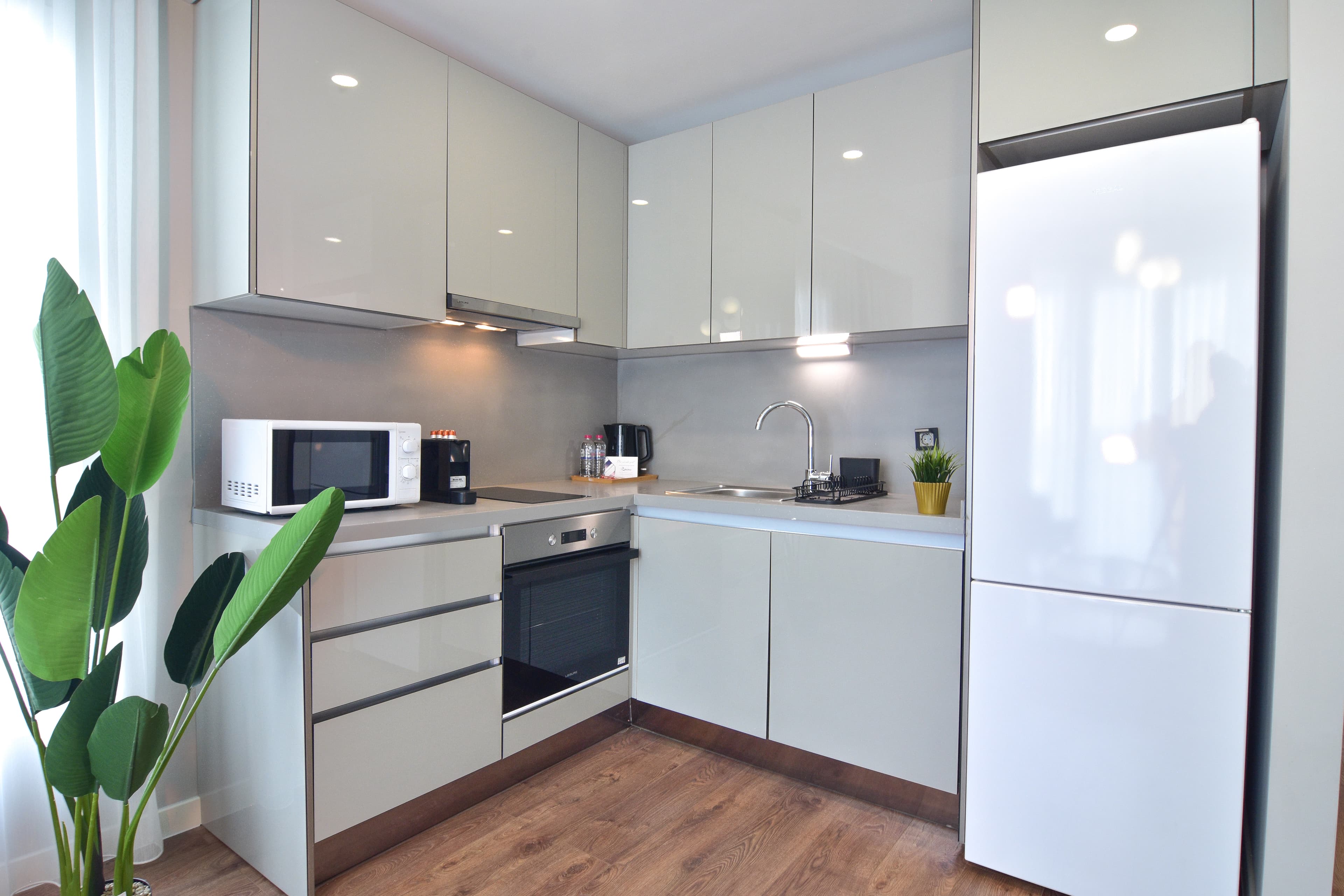 13th floor Brand new cozy 2BR Apt with Balcony, furnished apartment in Bağcılar, Istanbul — image 15