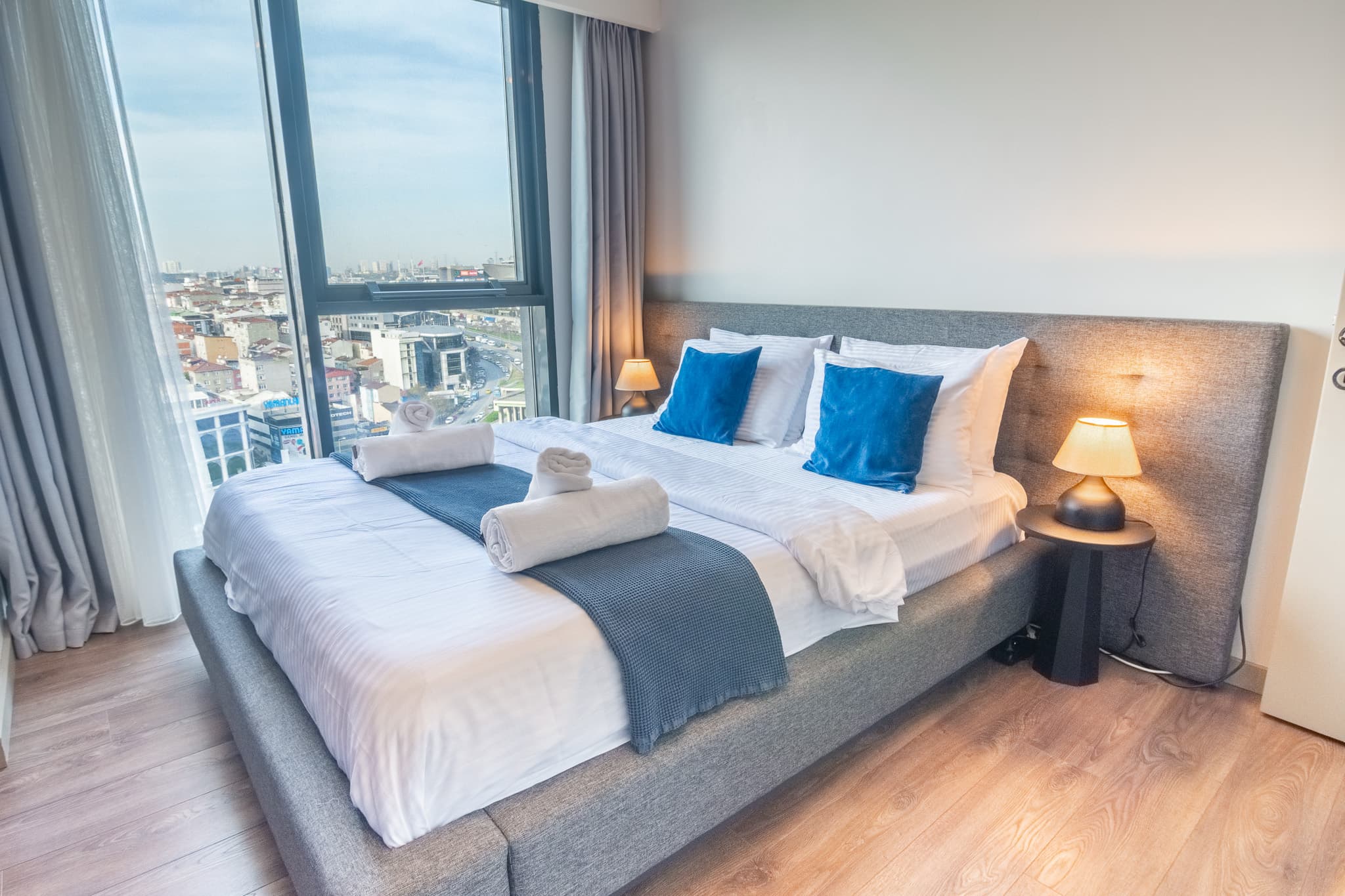 2-Bedroom Escape with city view, furnished apartment in Bağcılar, Istanbul — image 14