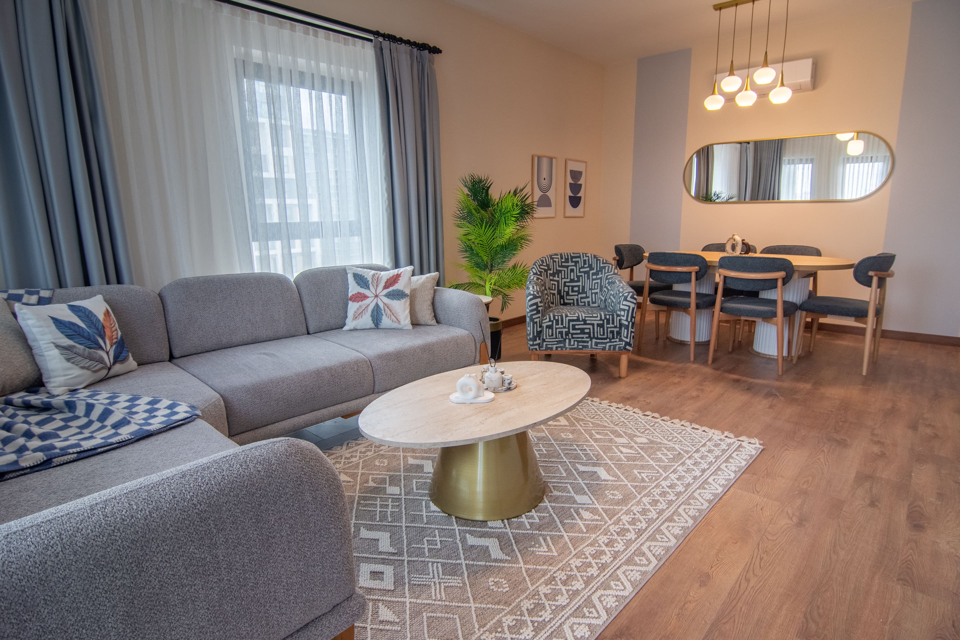 New Modern Apt 3bedrooms -2bathrooms- pool & gym , furnished apartment in Bağcılar, Istanbul — image 2