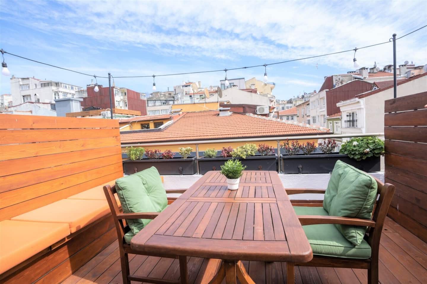 Stylish Duplex in Beyoğlu with Private Terrace , furnished apartment in Beyoğlu, Istanbul — image 3