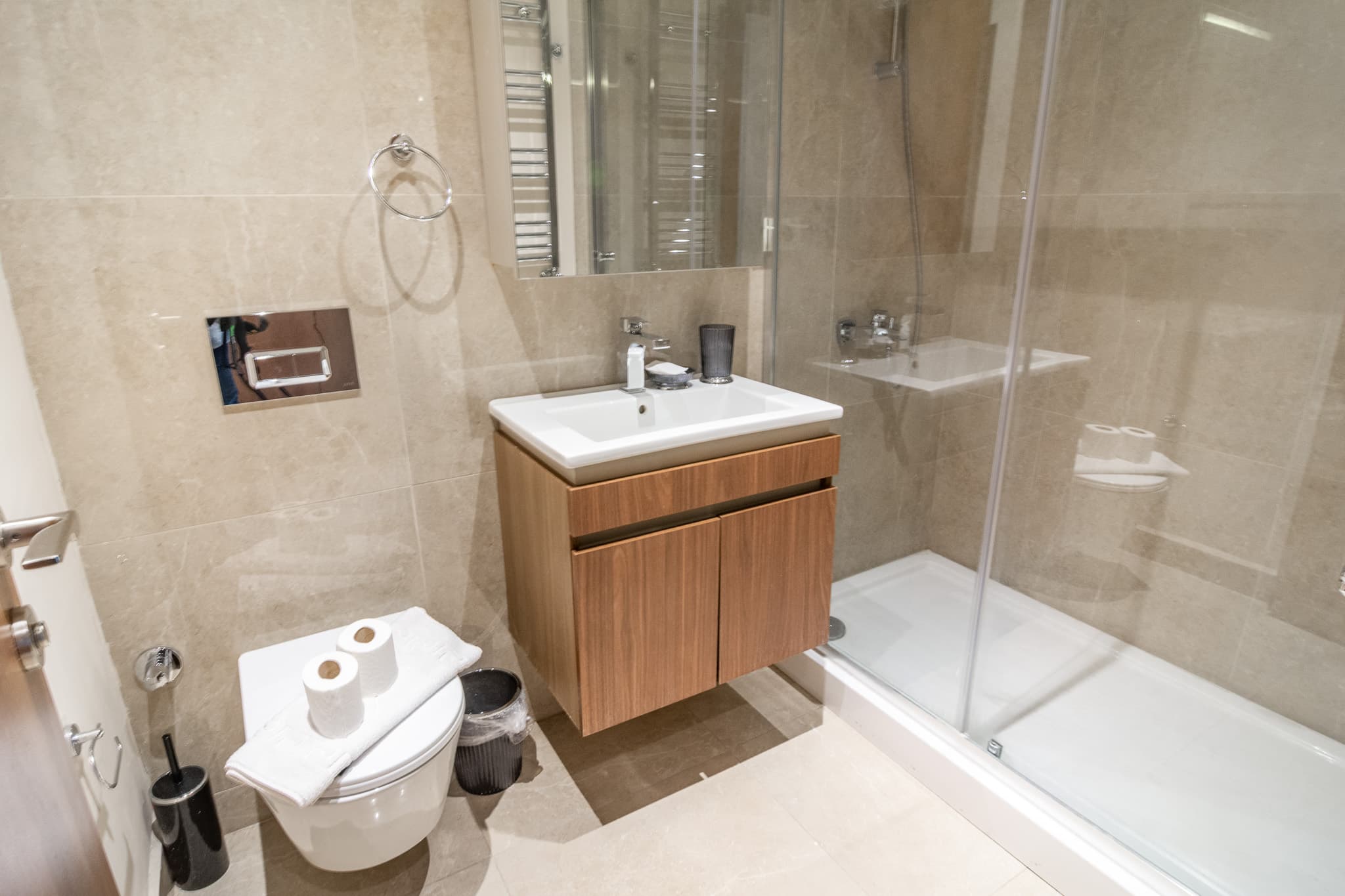 Modern 2BR City View Residence , furnished apartment in Bağcılar, Istanbul — image 11