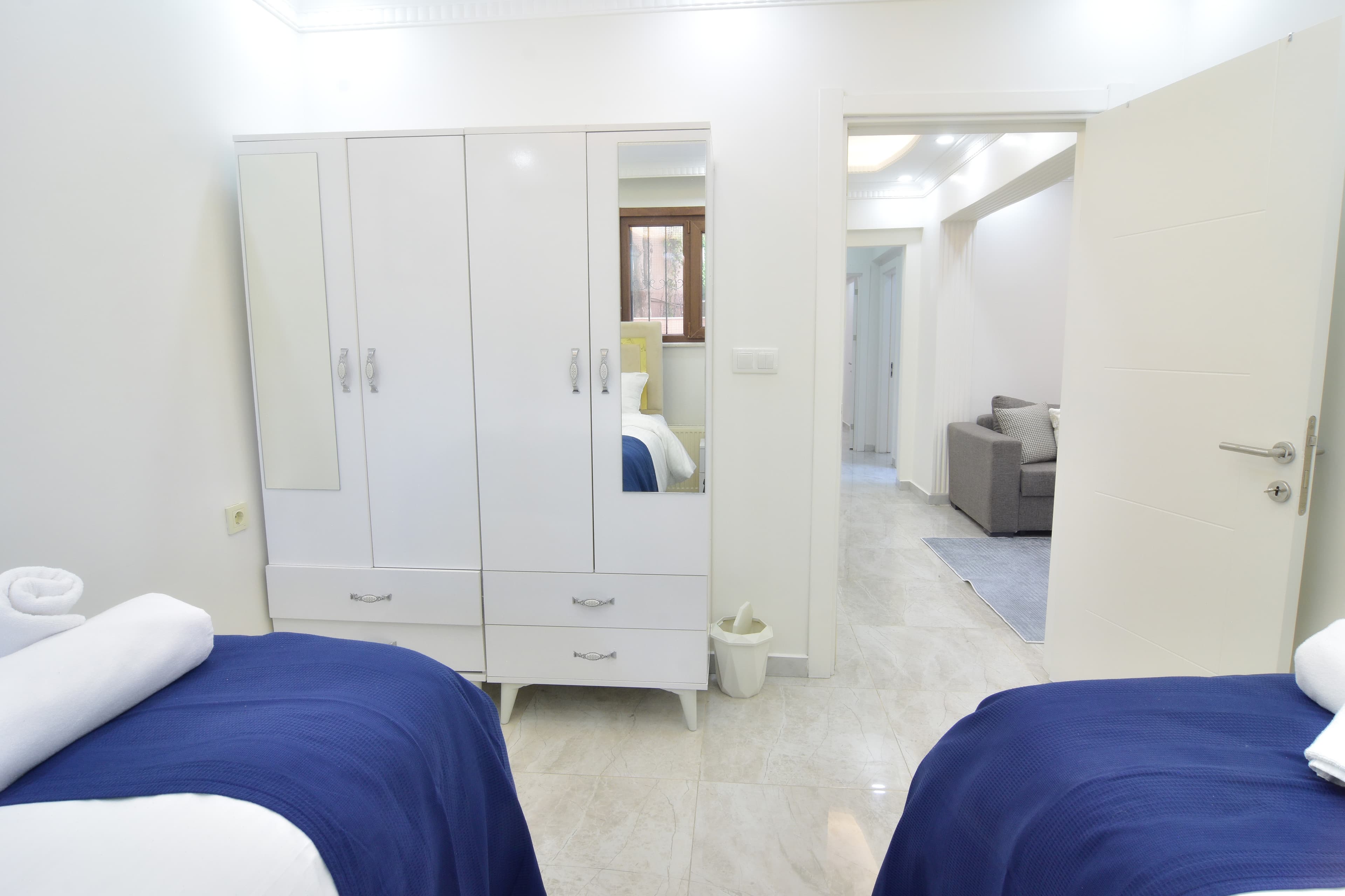 Bright 2BR Home with outdoor garden and  BBQ , furnished apartment in Beylikdüzü, Istanbul — image 23
