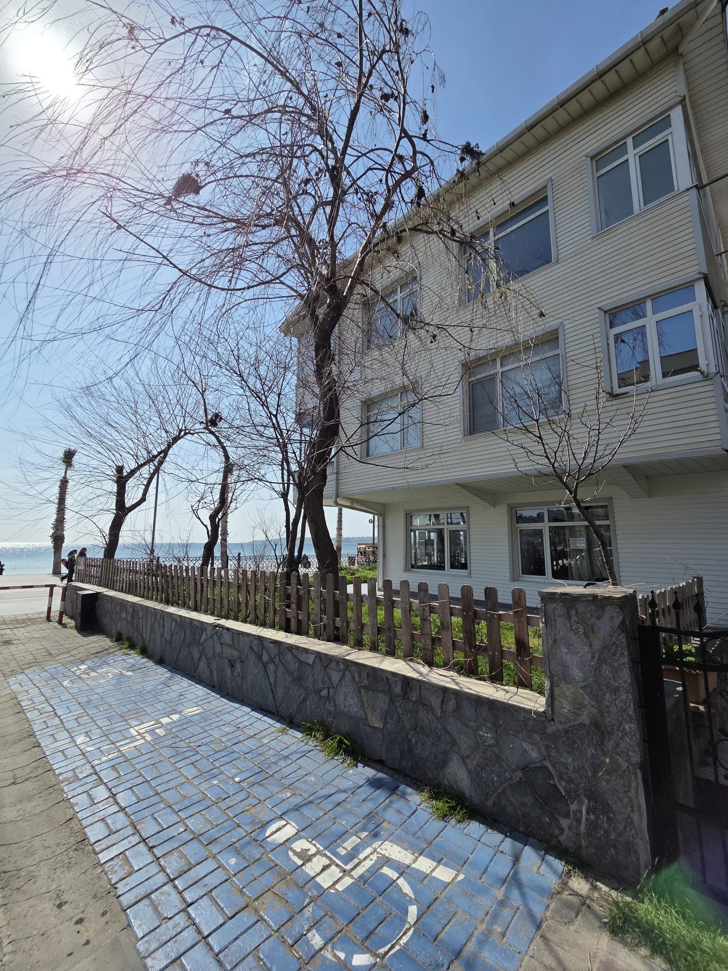 Seaside 3-Bedroom Duplex with Jacuzzi, furnished apartment in Büyükçekmece, Istanbul — image 41