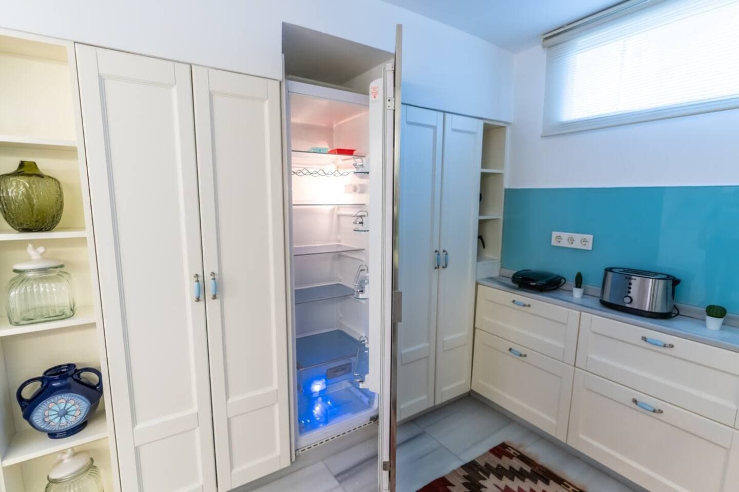 Duplex Modern City Gem with Terrace , furnished apartment in Beyoğlu, Istanbul — image 31