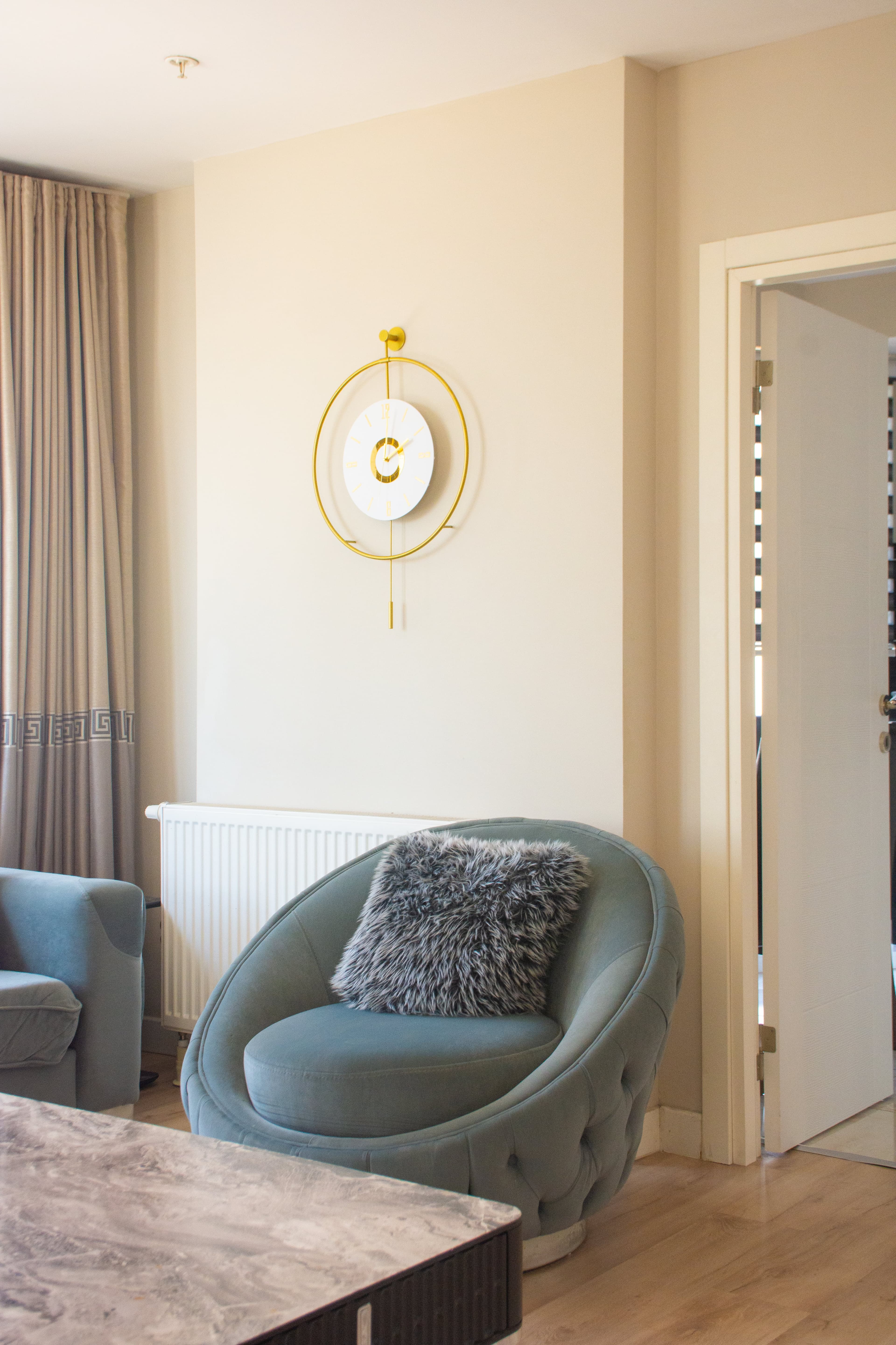 Stylish cozy 3 bedr apart & balcony — image 6