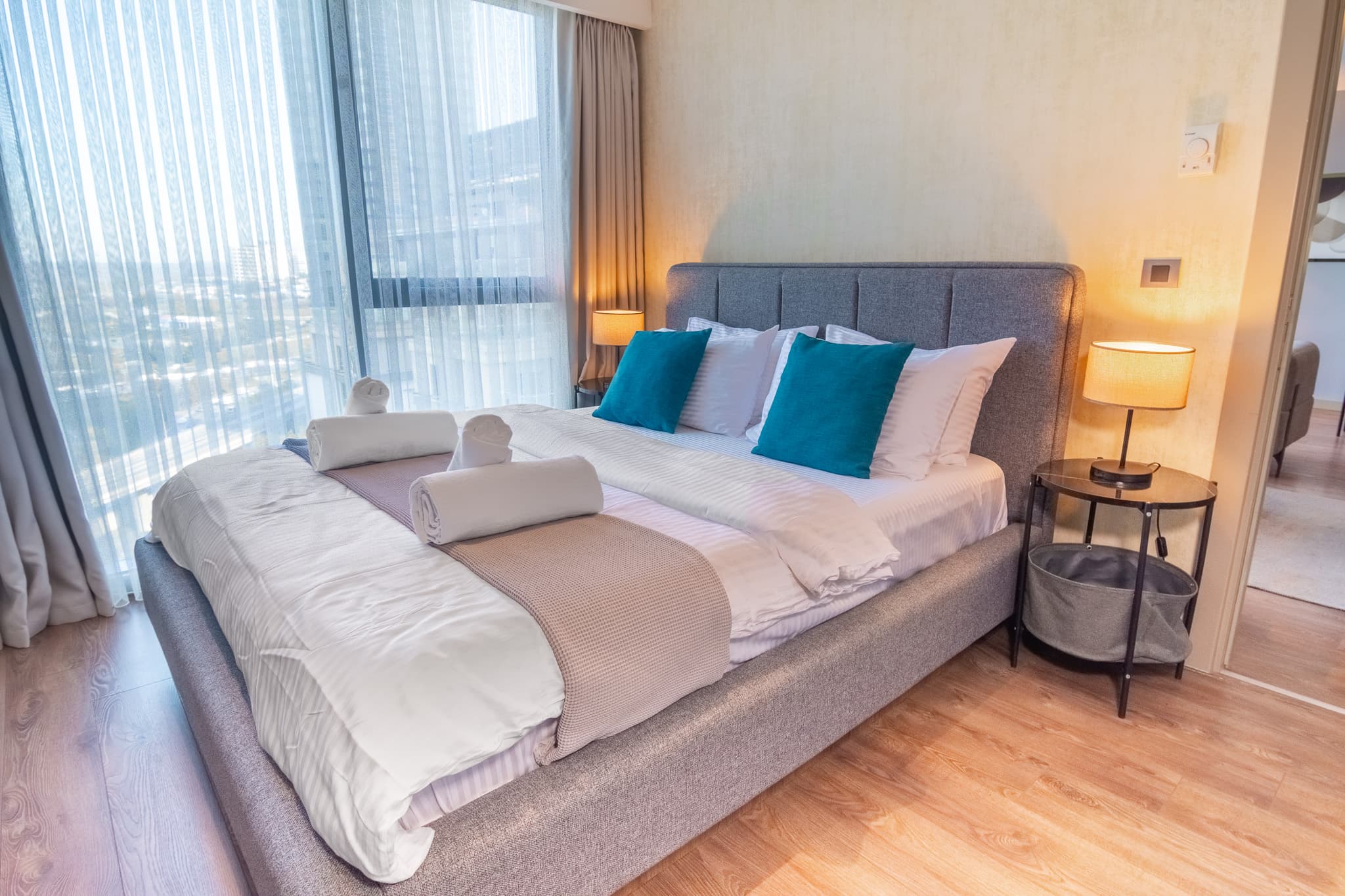 2-Bedroom Escape with city view, furnished apartment in Bağcılar, Istanbul — image 6