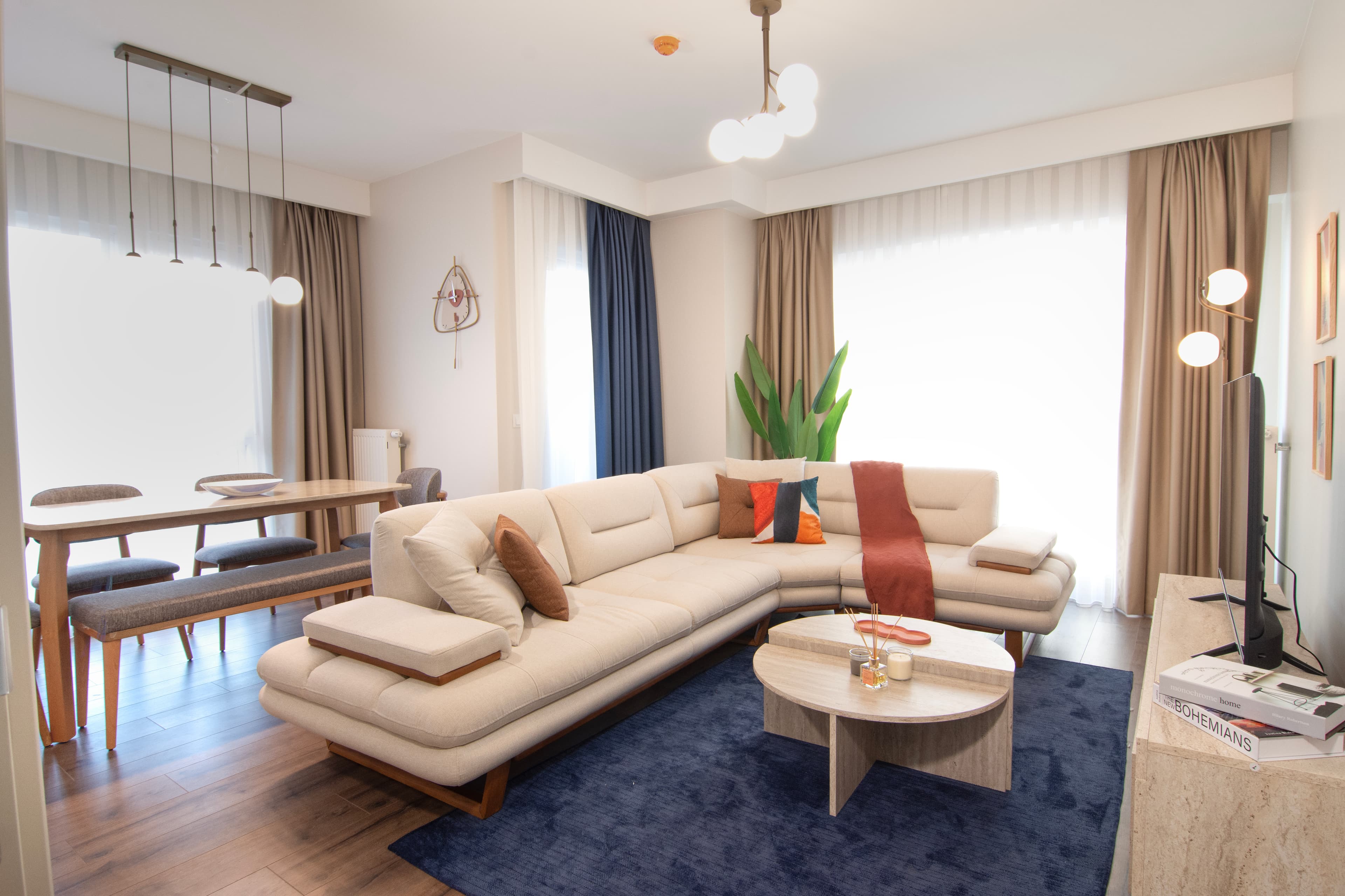 Family Home 2bedr with balcony, furnished apartment in Başakşehir, Istanbul