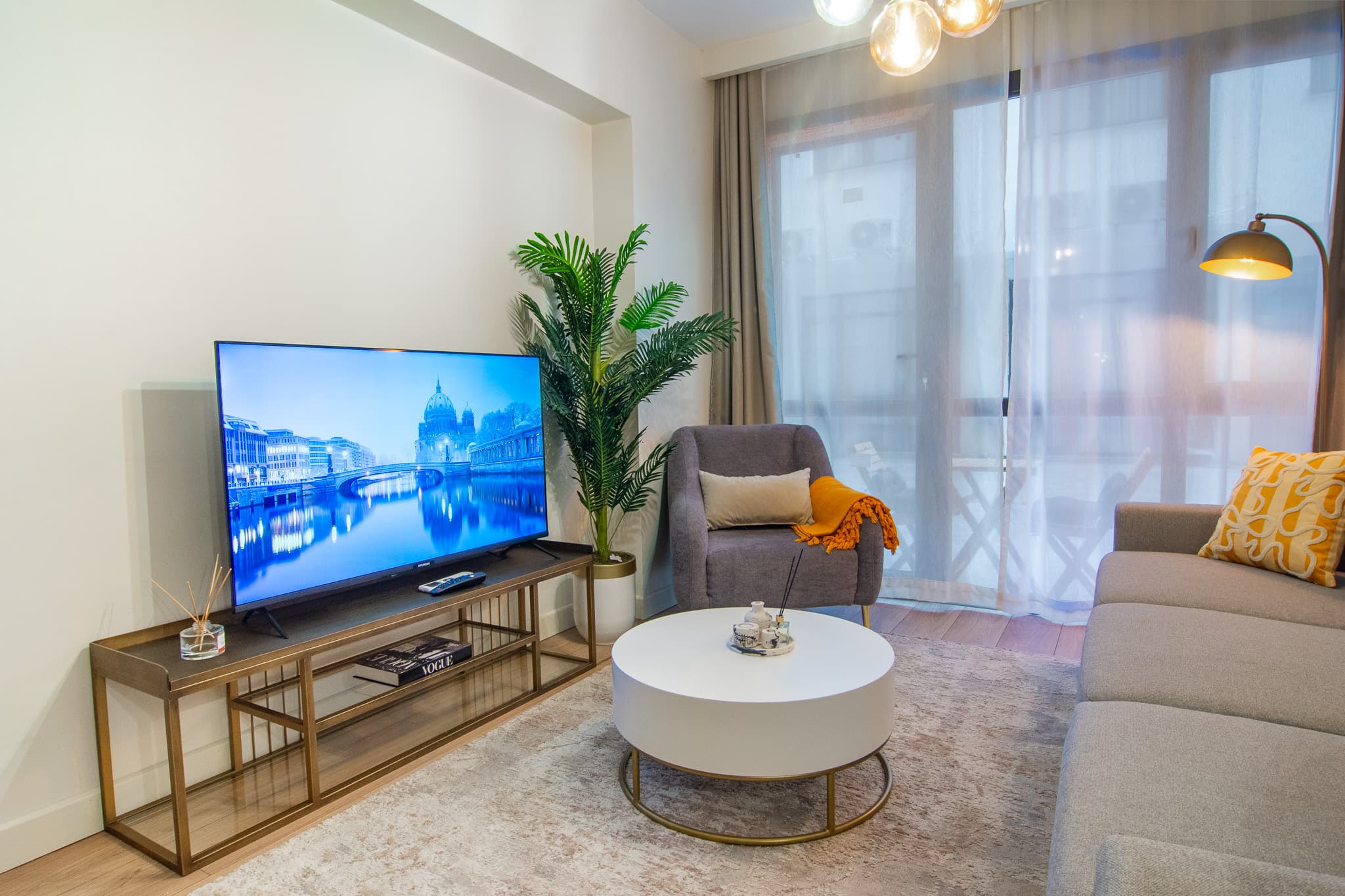 Şişli Duplex Modern & Stylish 1 Bdr with Terrace, furnished apartment in Şişli, Istanbul — image 2