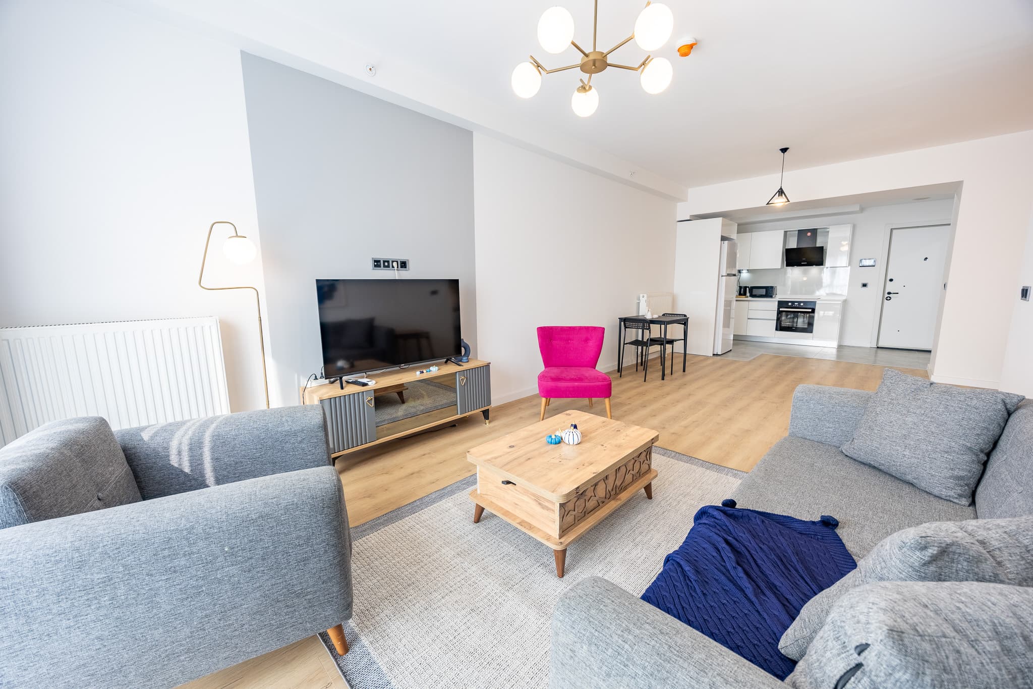 Stylish Studio Apt  - Your Home Away from Home, furnished apartment in Bağcılar, Istanbul — image 6