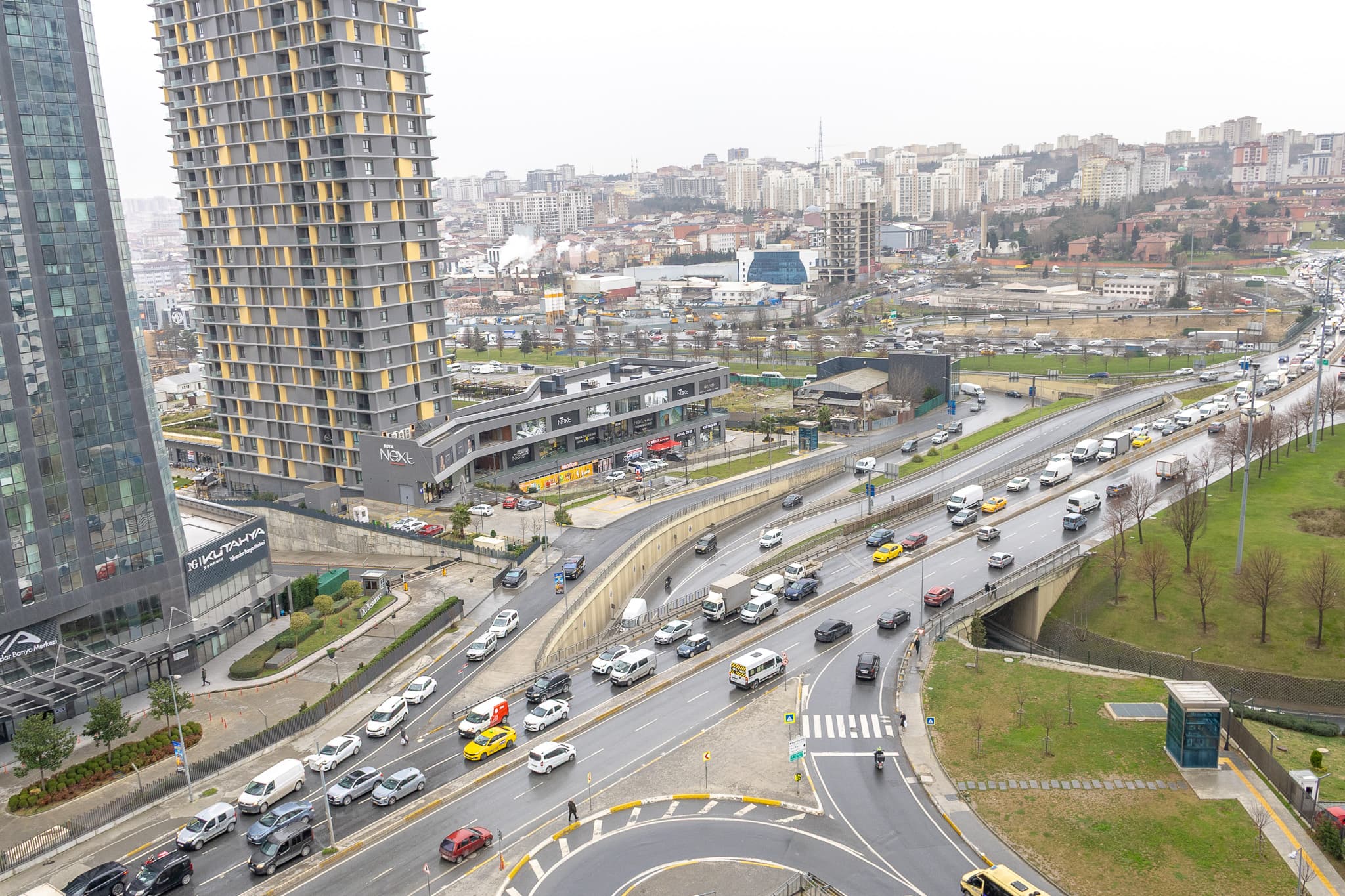 Spacious 1BR with City View , furnished apartment in Bağcılar, Istanbul — image 29