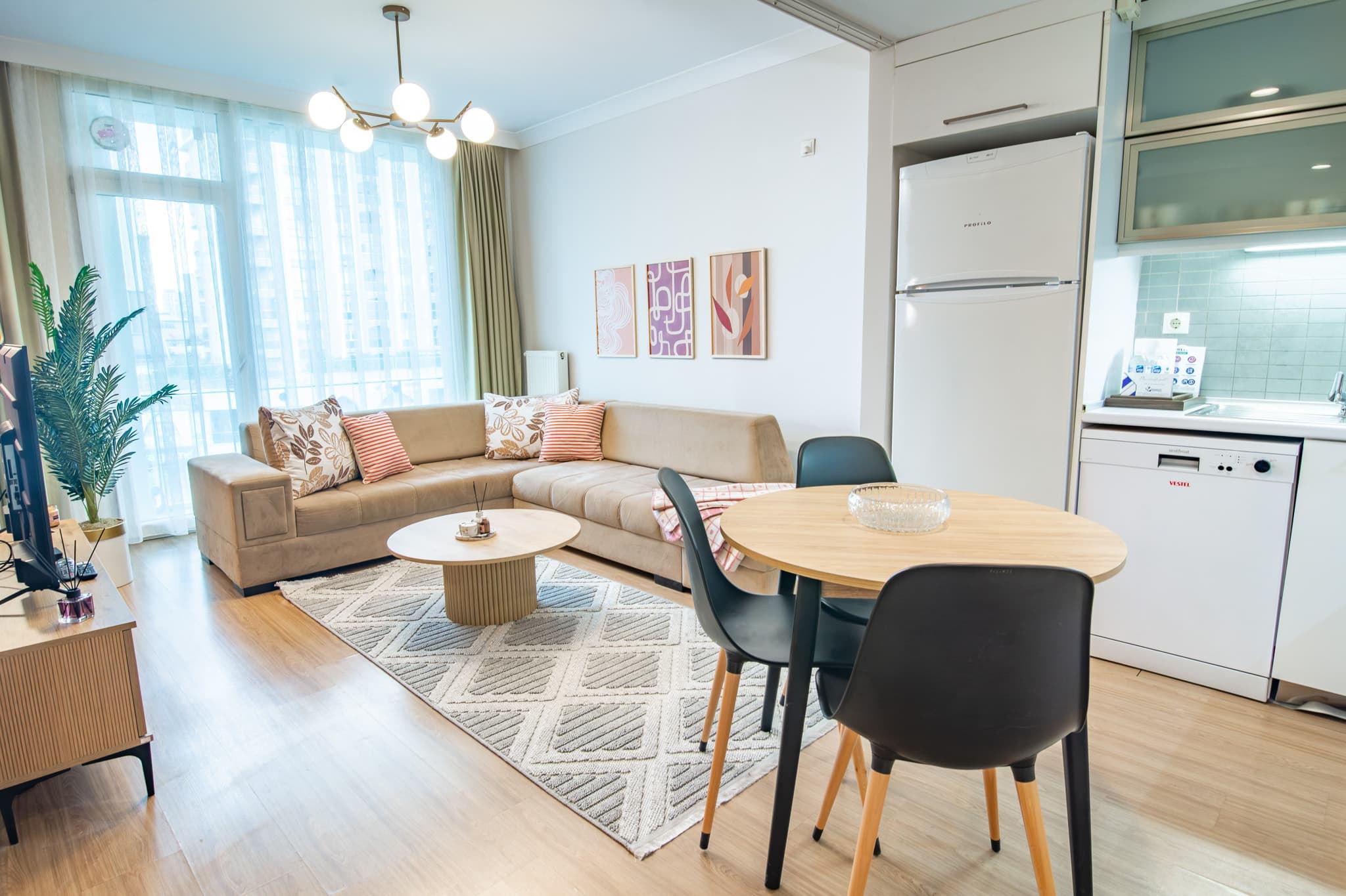 Modern 1BR Apartment Near Kayaşehir attractions, furnished apartment in Başakşehir, Istanbul