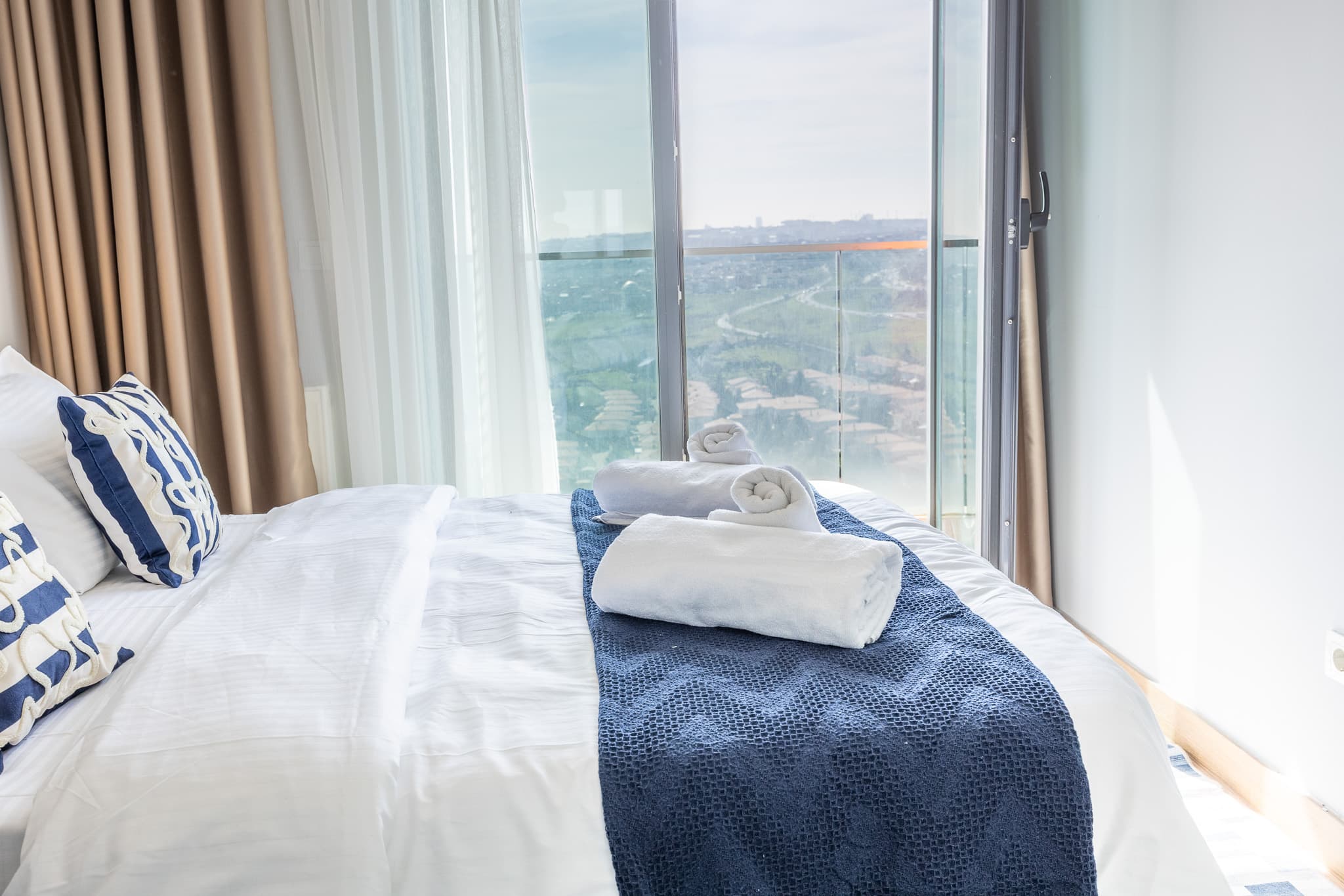 1-Bedroom Escape: Perfect for Families, furnished apartment in Avcılar, Istanbul — image 16