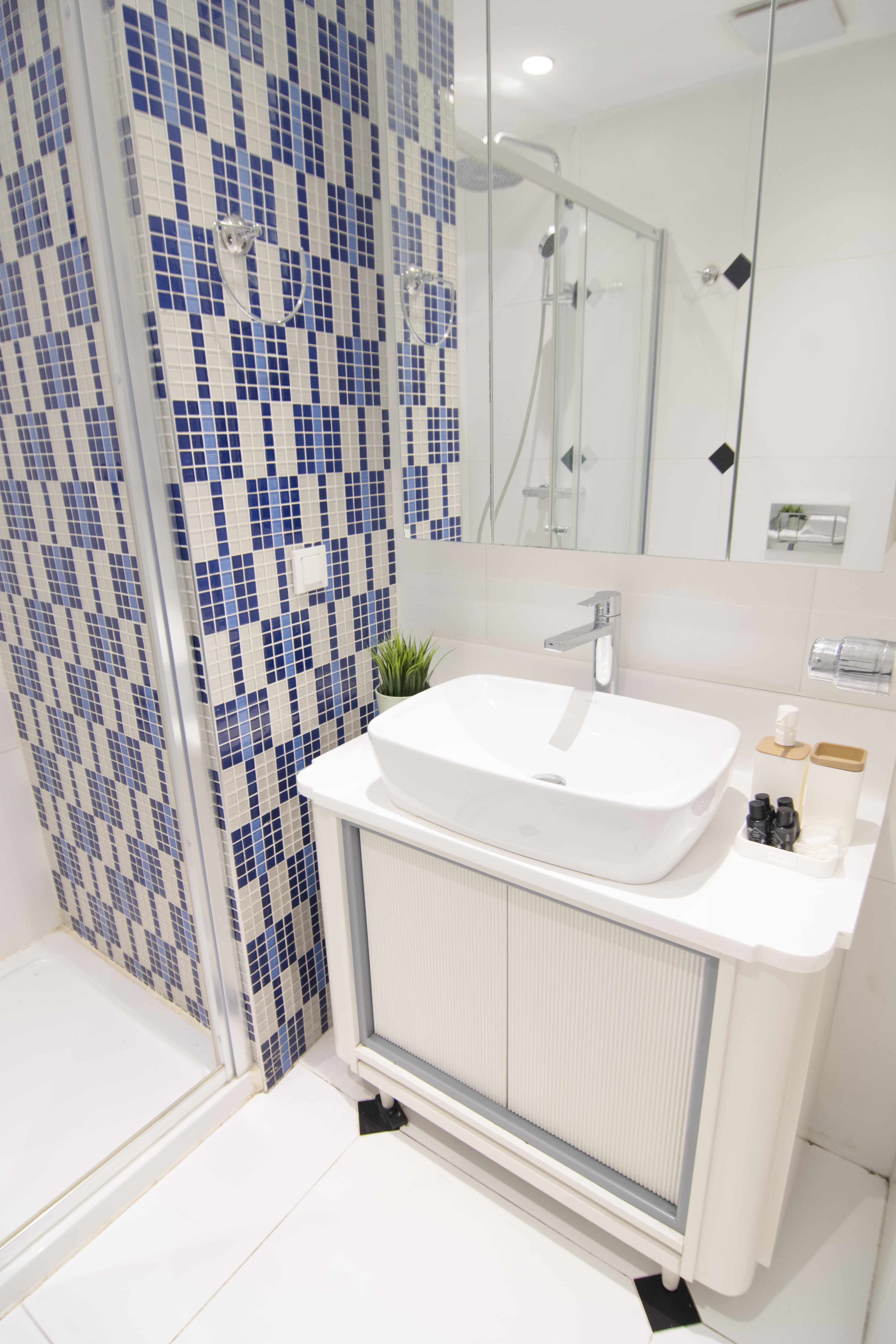 Modern & Cozy 1Bdr in Vibrant Beyoğlu, furnished apartment in Beyoğlu, Istanbul — image 17