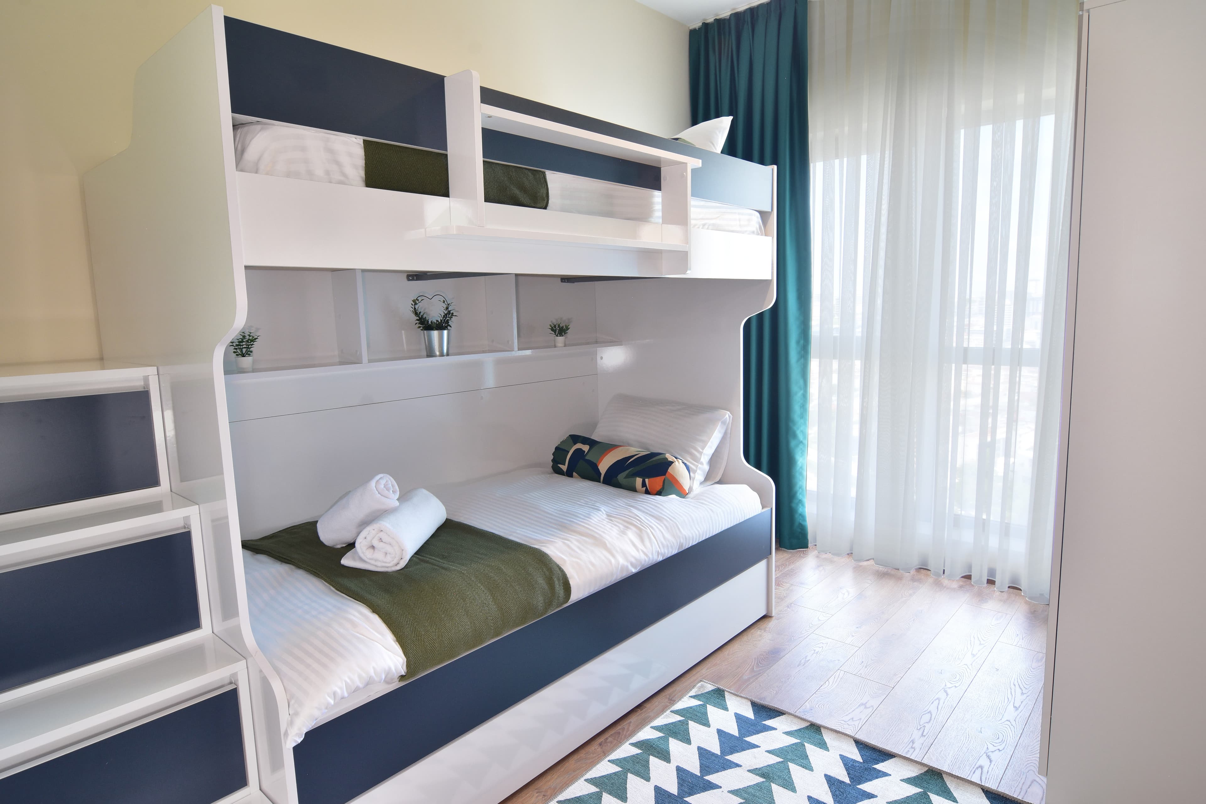 Stylish & Modern 3bedrooms -2bathrooms-pool & gym, furnished apartment in Bağcılar, Istanbul — image 28