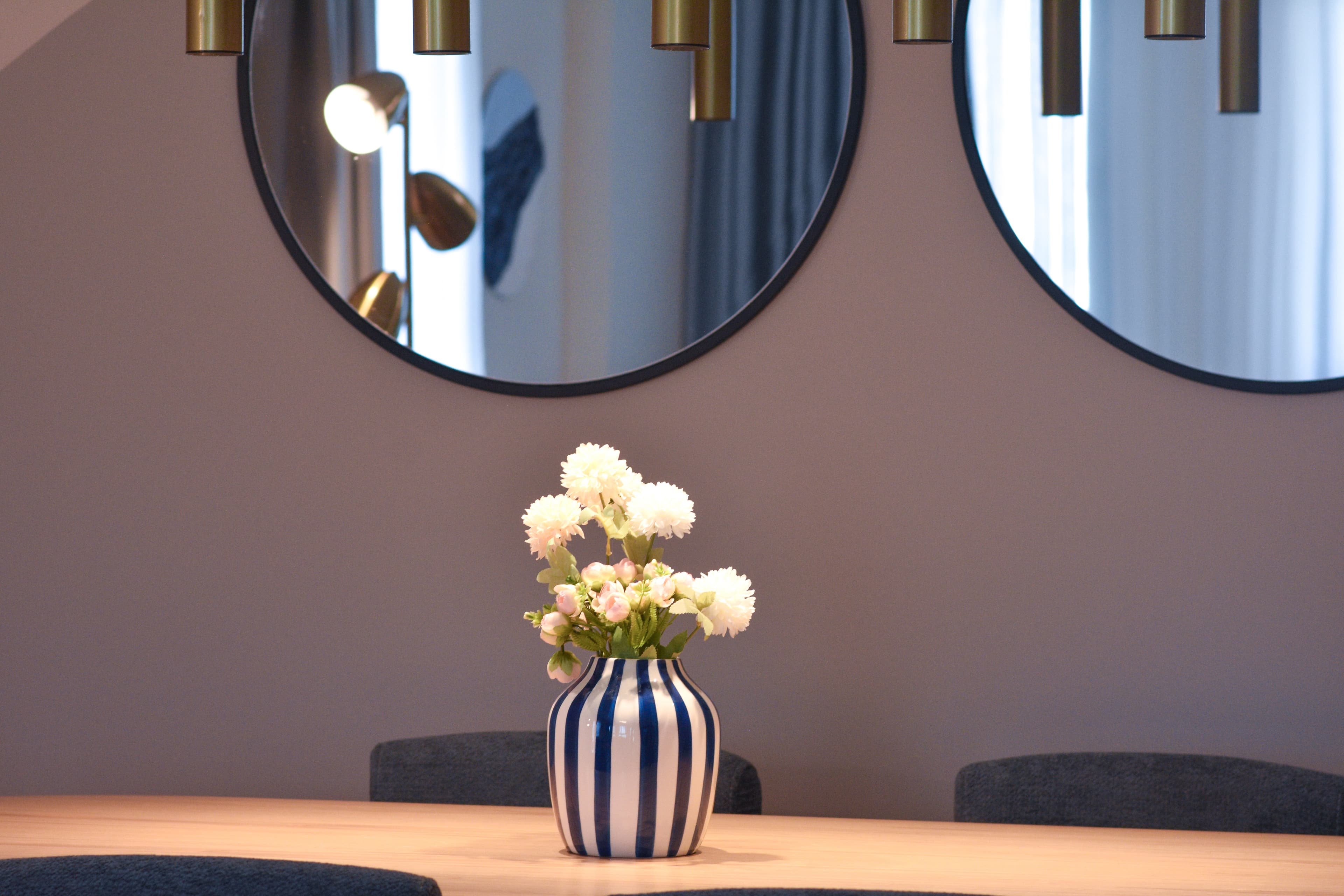 Stylish & Modern 3bedrooms -2bathrooms-pool & gym, furnished apartment in Bağcılar, Istanbul — image 10